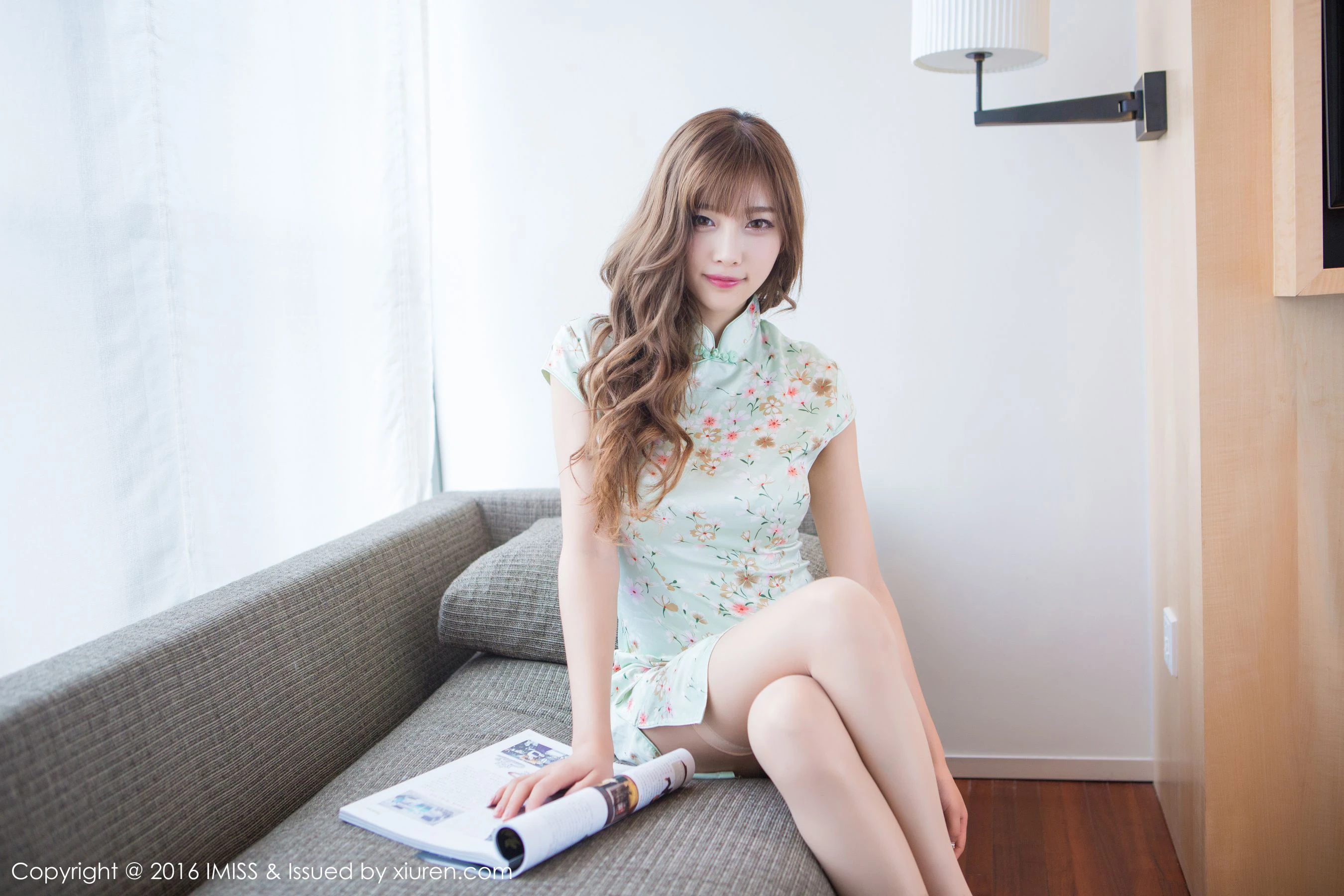 sugar小甜心CC《情趣内衣、韵味旗袍、丝袜美腿诱惑》 爱蜜社IMiss Vol.138第13张