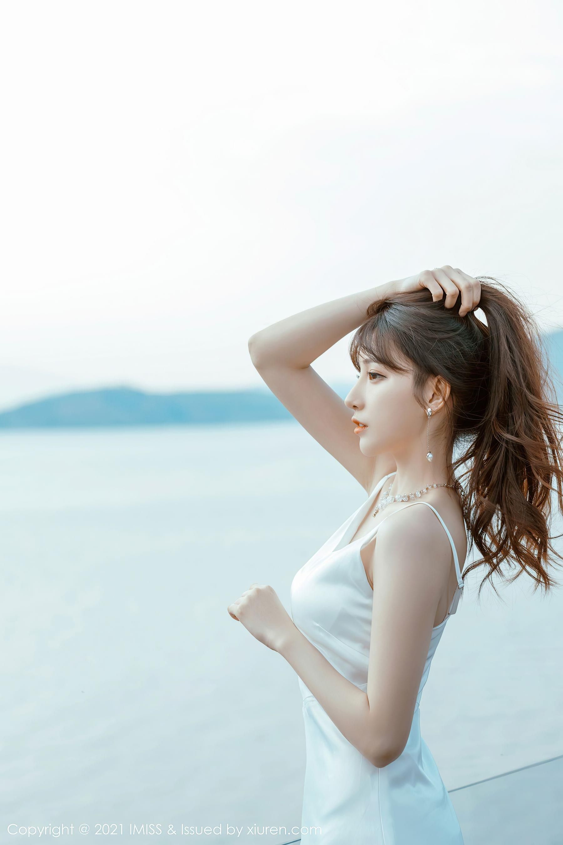 爱蜜社IMiss Vol.586 Lynn刘奕宁第1张