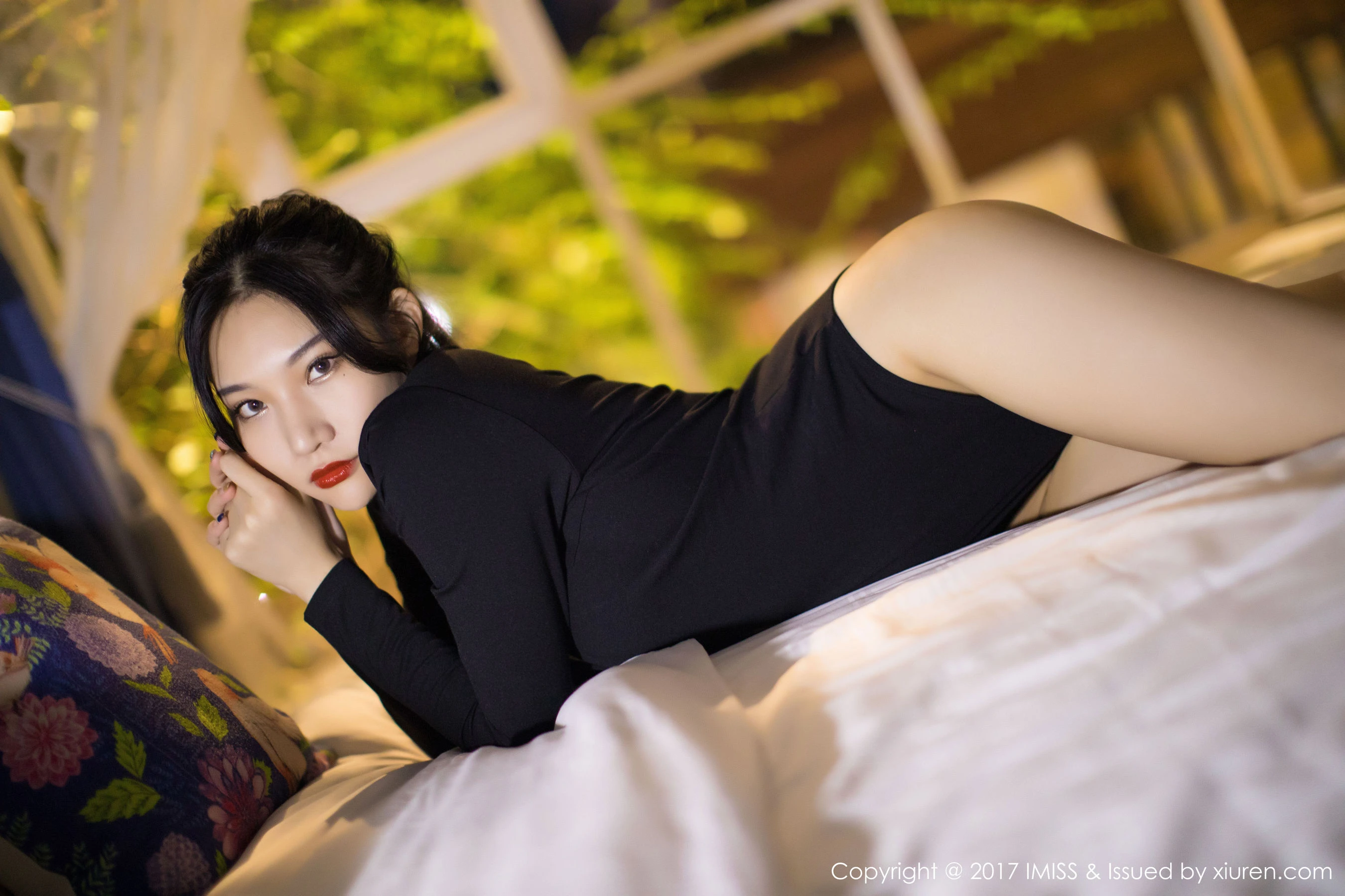 小狐狸Sica《黑色私房性感美腿》 爱蜜社IMiss VOL.194第4张