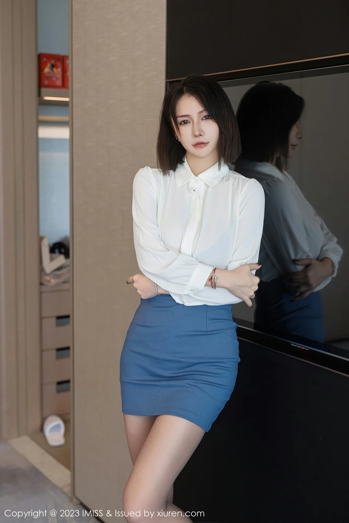  爱蜜社 Vol.737 Evon陈赞之 黑色蕾丝内衣最新性感写真 [59P]第2张