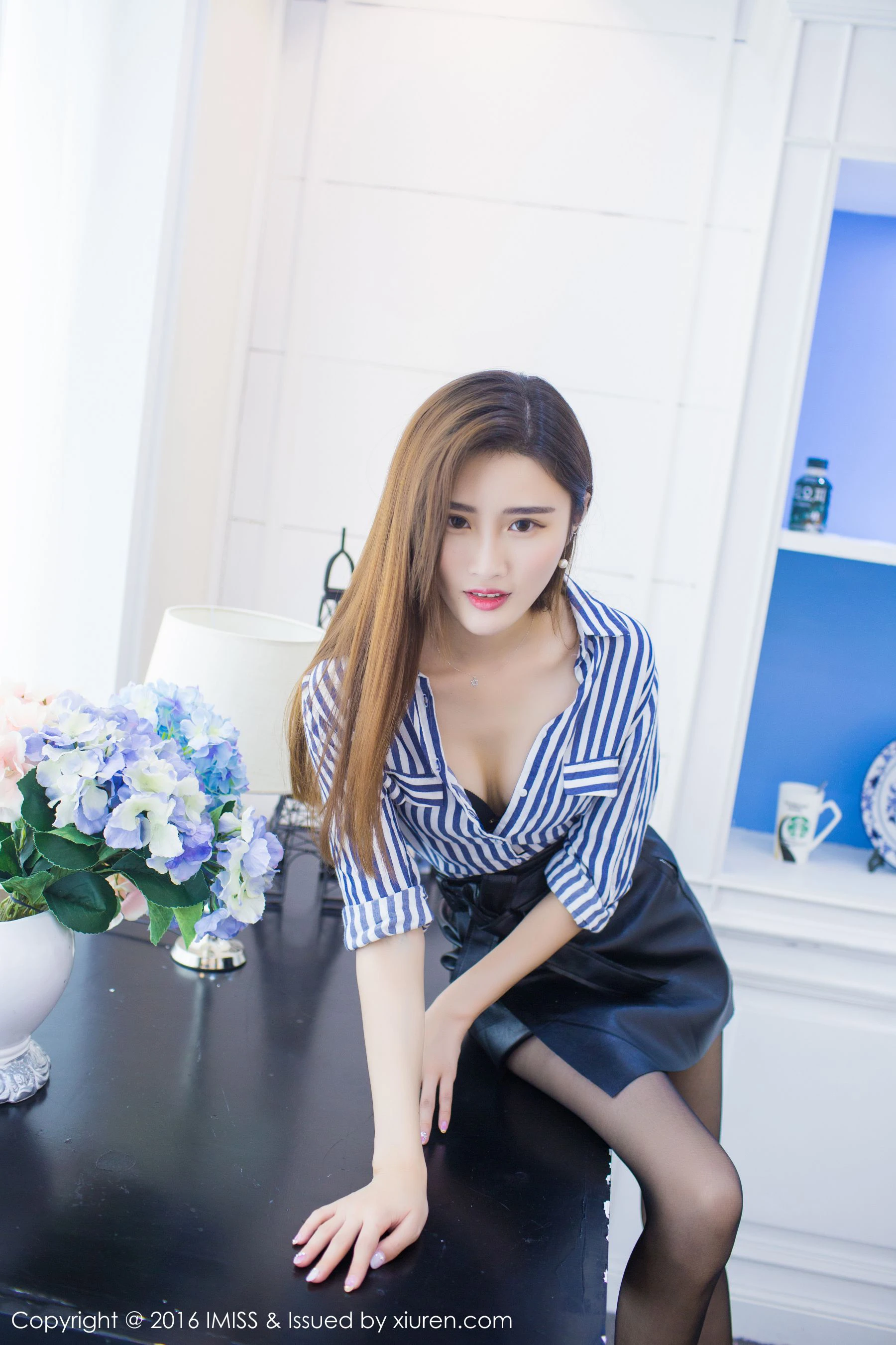 格格污巫《温文尔雅、小家碧玉型美女》 爱蜜社IMiss Vol.135第21张