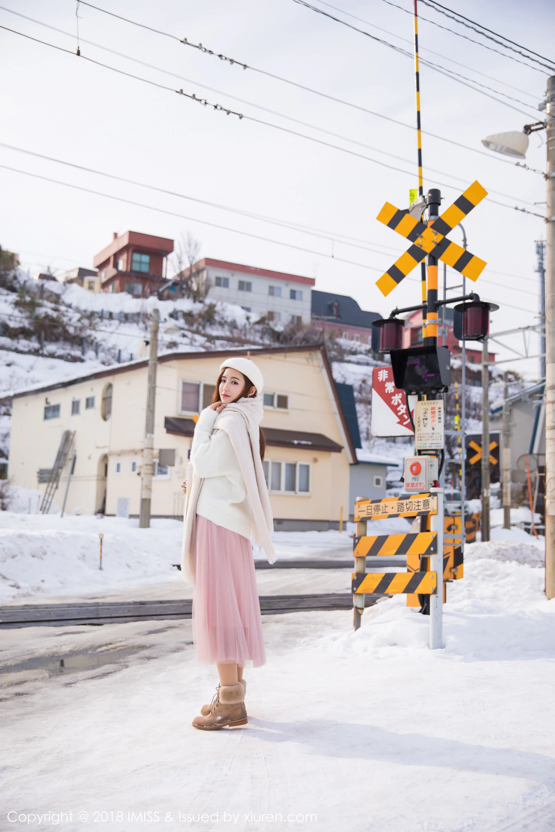  模特猫宝《束缚装扮与吊袜》 爱蜜社IMiss Vol.253第2张