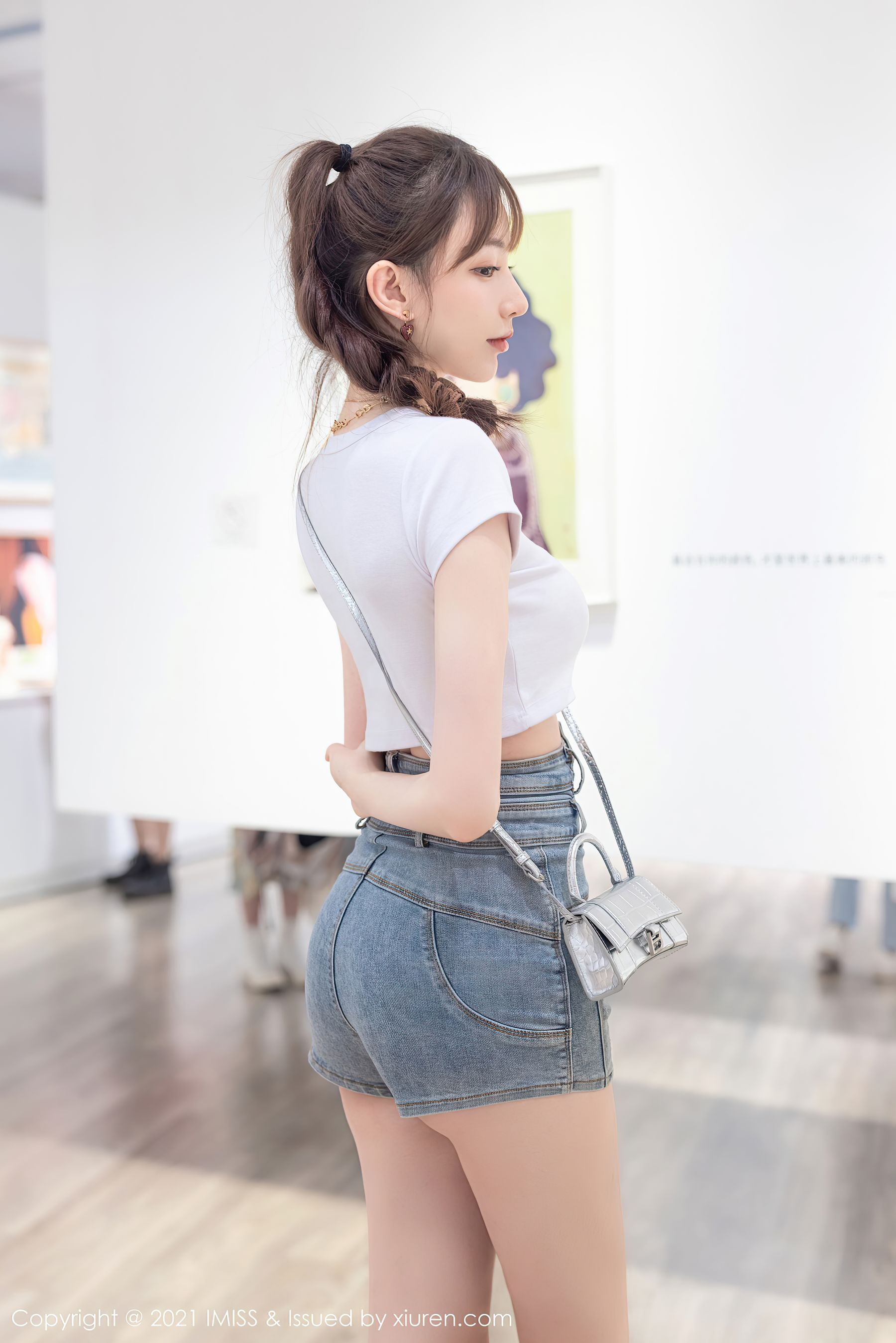 爱蜜社IMiss Vol.636 Lynn刘奕宁第2张