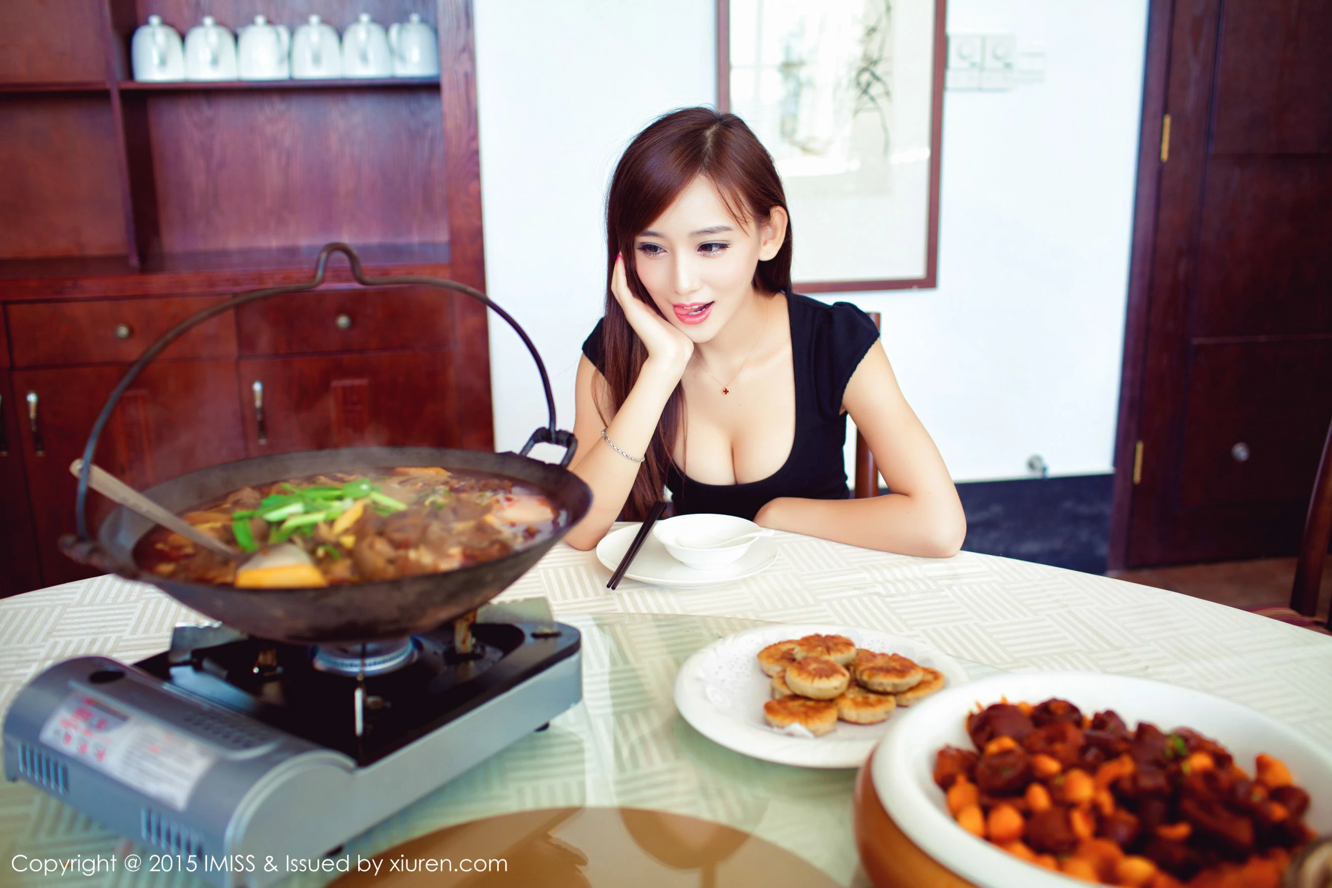  李玉洁Daisy《武汉大别山薄刀峰旅拍》 爱蜜社IMiss Vol.040第4张