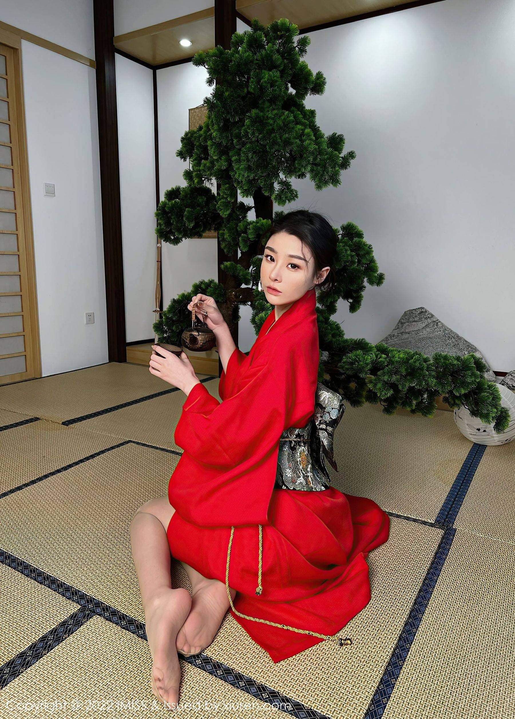  爱蜜社 VOL.669 逗逗doudou 和服美腿第10张