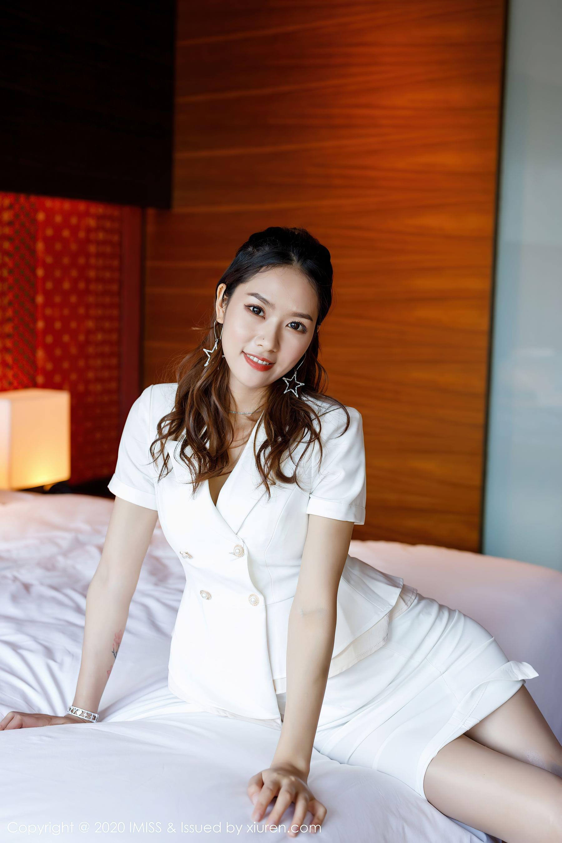 爱蜜社IMiss Vol.512 方子萱第7张