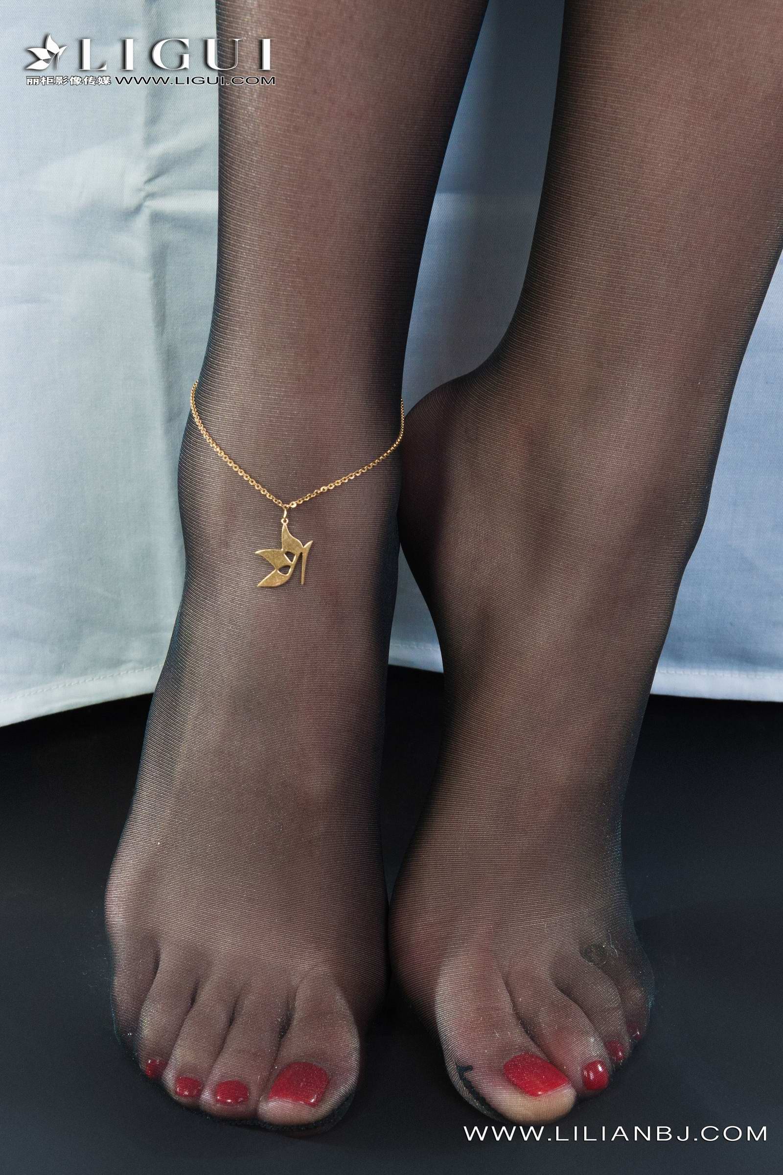 Ligui丽柜 2022.02.07 《职场艳遇》乘乘第1张