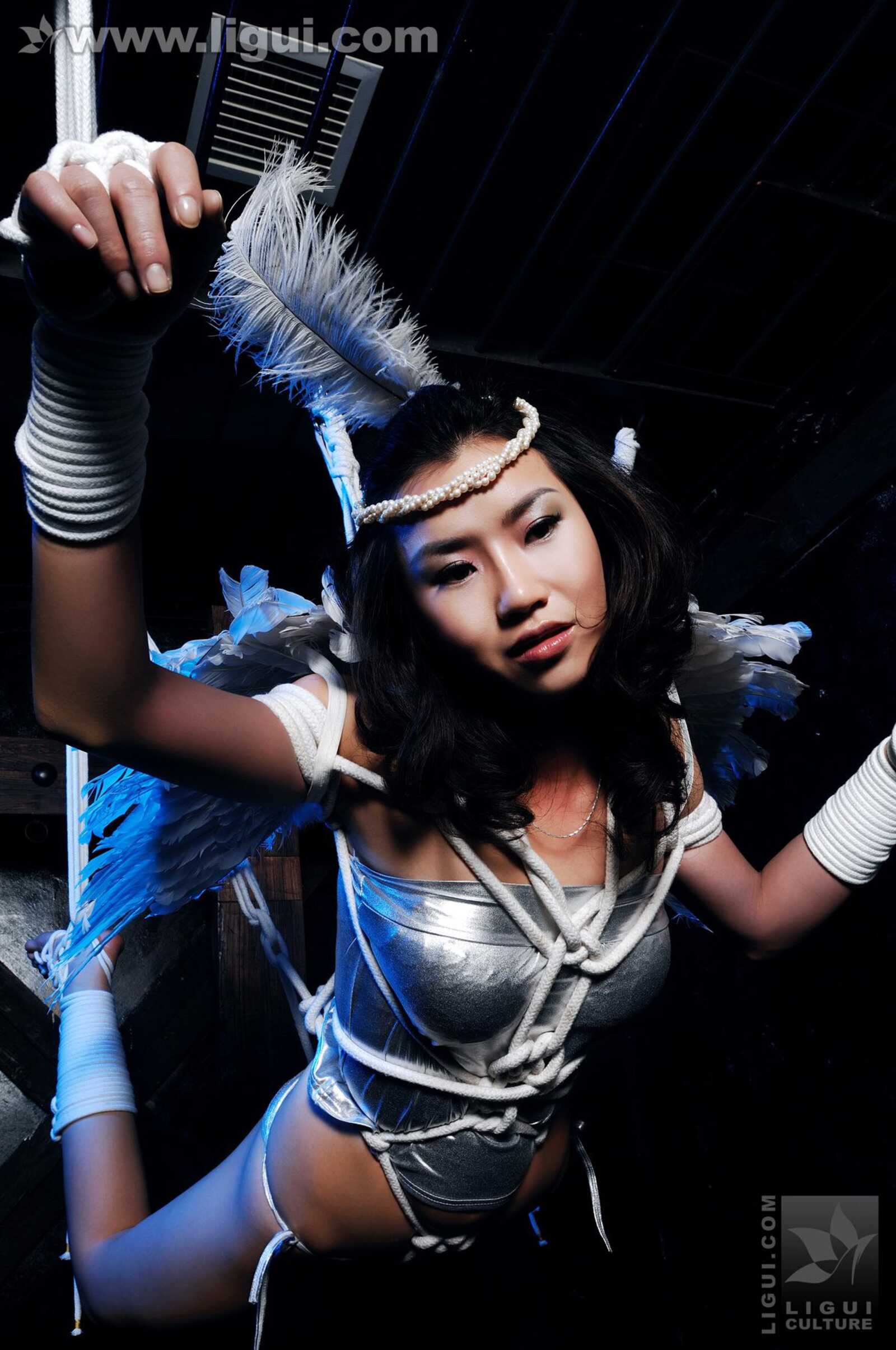 Model 由美《坠落的圣诞天使》 [丽柜美束LiGui] 丝第15张