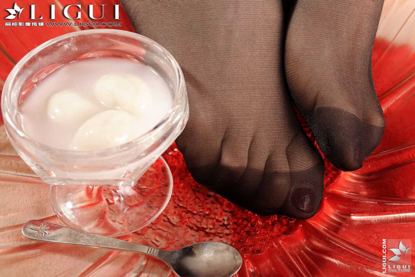 Model 苏菲《2011古典黑丝新年特辑》 [丽柜LiGui] 美第9张