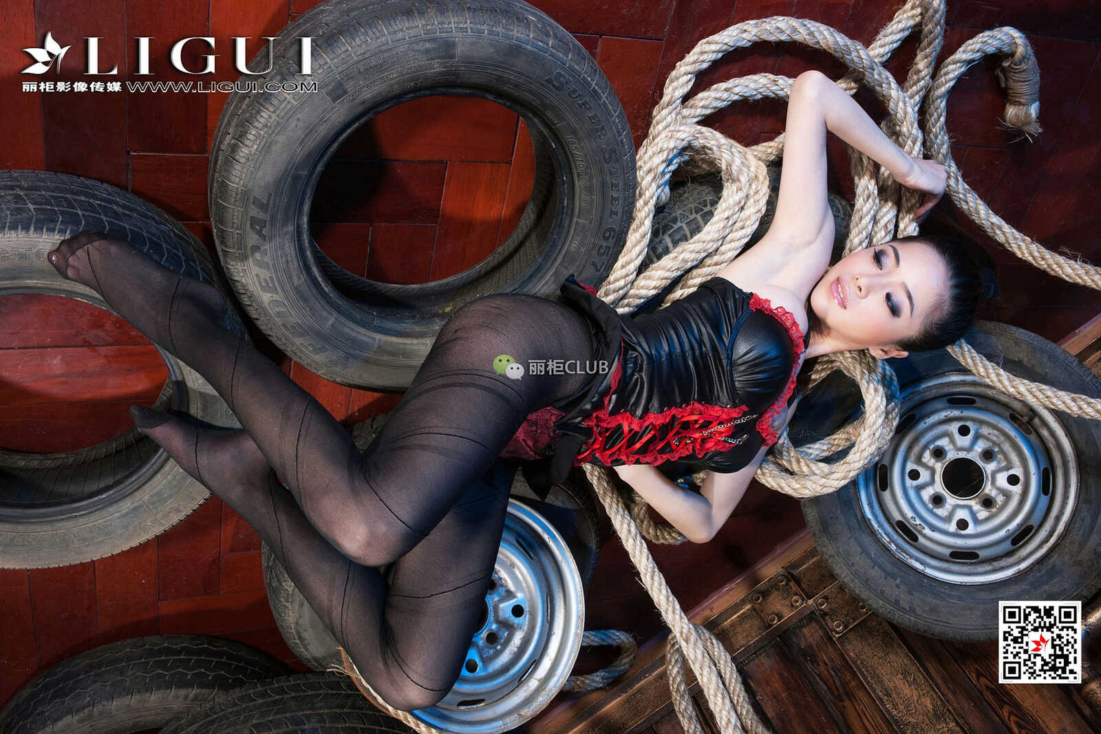 Model 袁颖芬《黑丝绳艺》 [丽柜Ligui] 写真集第14张