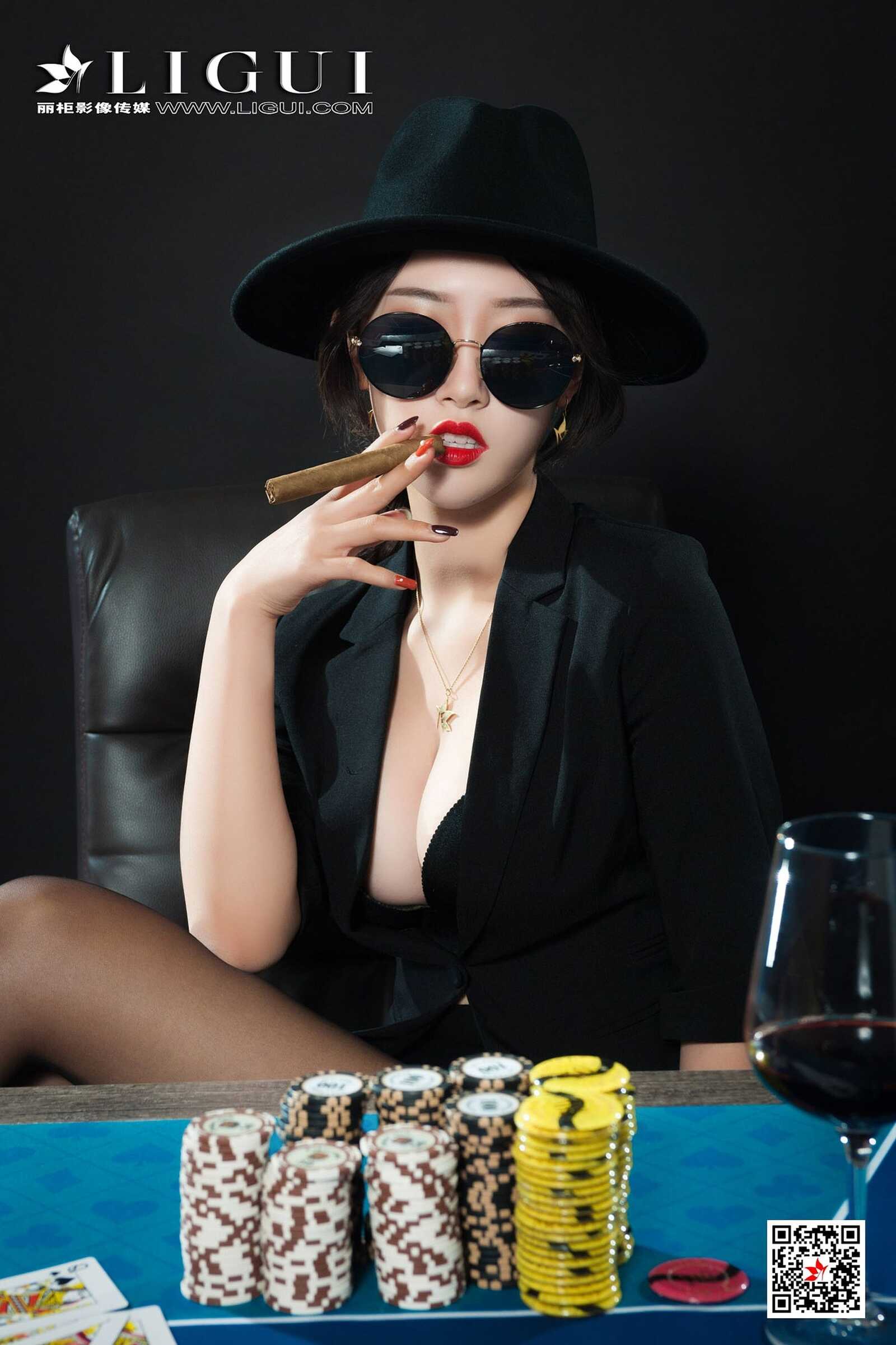 腿模筱筱《赌场黑丝女王》 [丽柜Ligui] 写真集第15张
