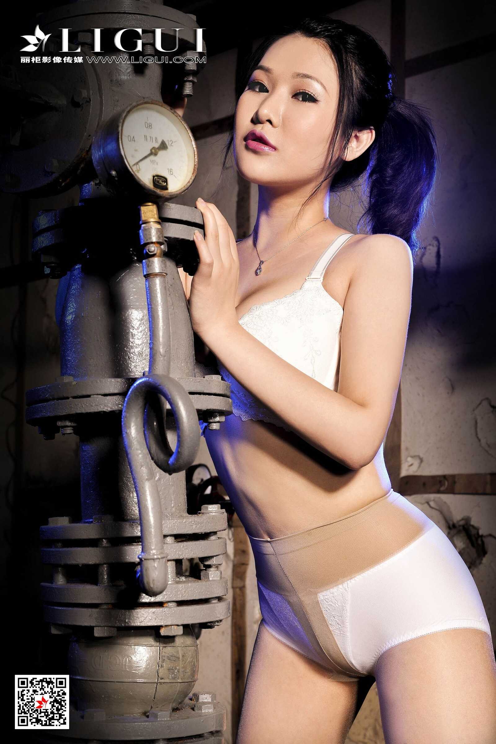 腿模文静《和服丝足诱惑》 [丽柜Ligui] 写真集第9张