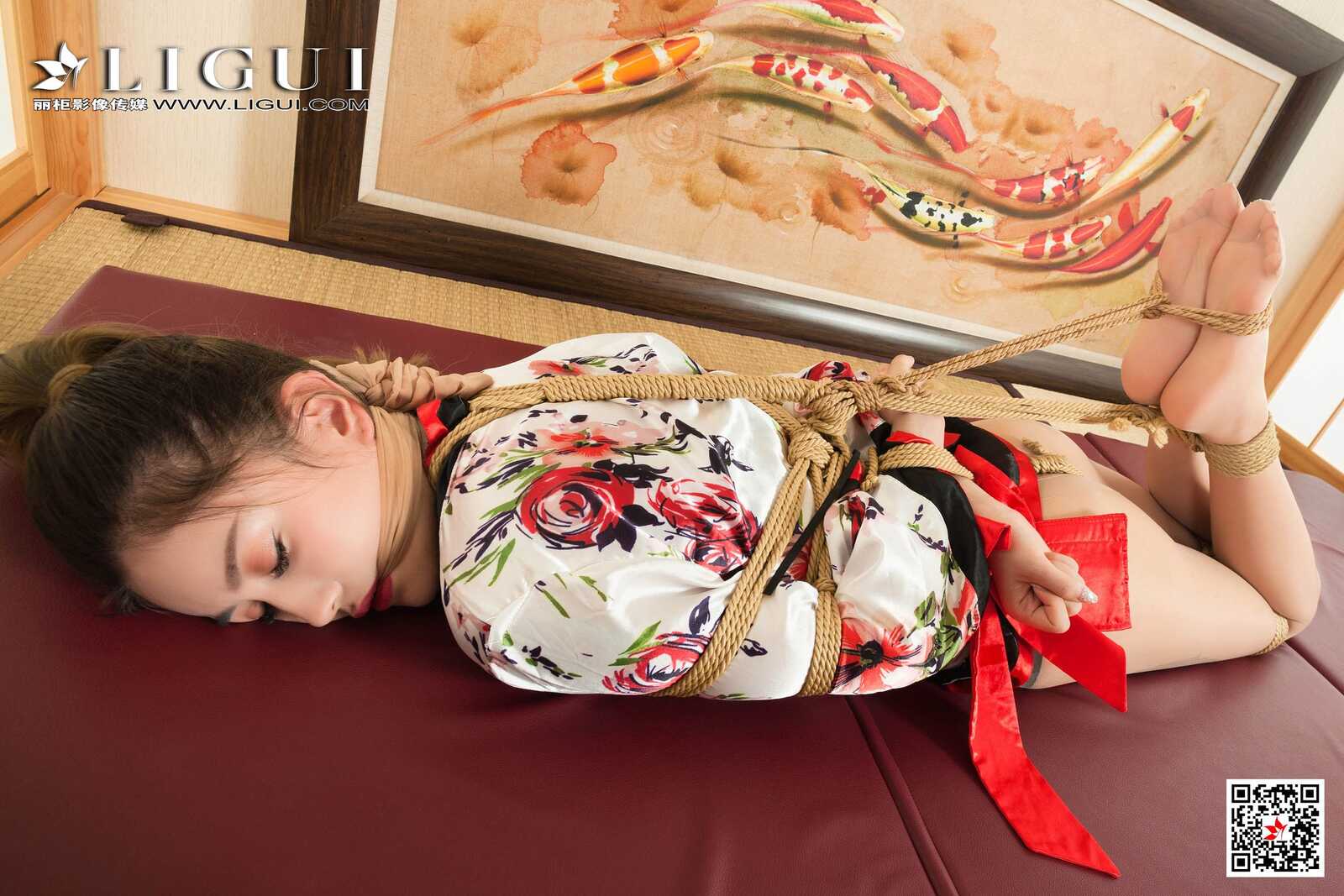 甜甜《绳艺捆绑丝袜人体摄影》 [丽柜美束] 写真第5张