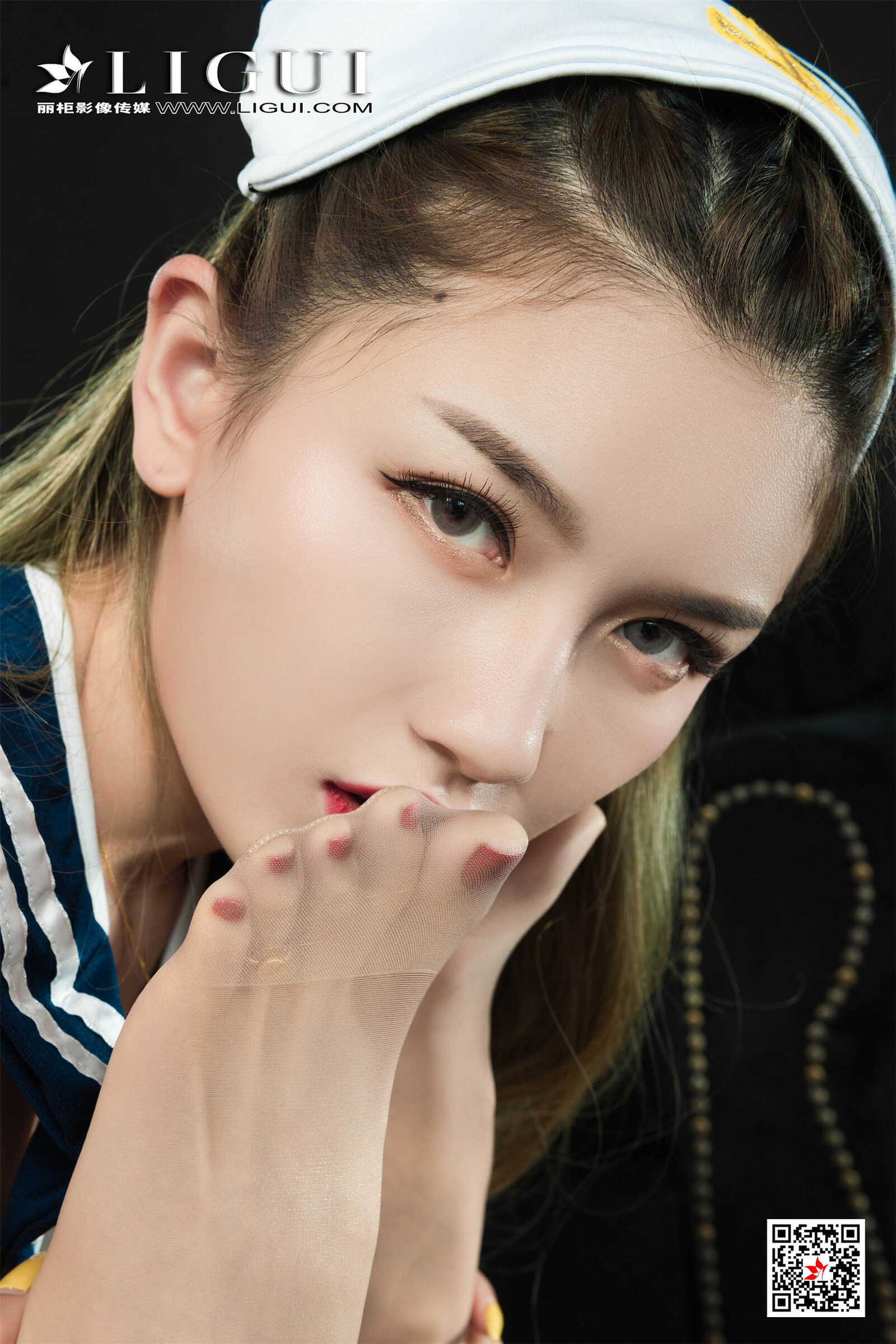 兔子&amp;amp;甜甜《双生海军姐妹花丝足》 [丽柜Lig第6张