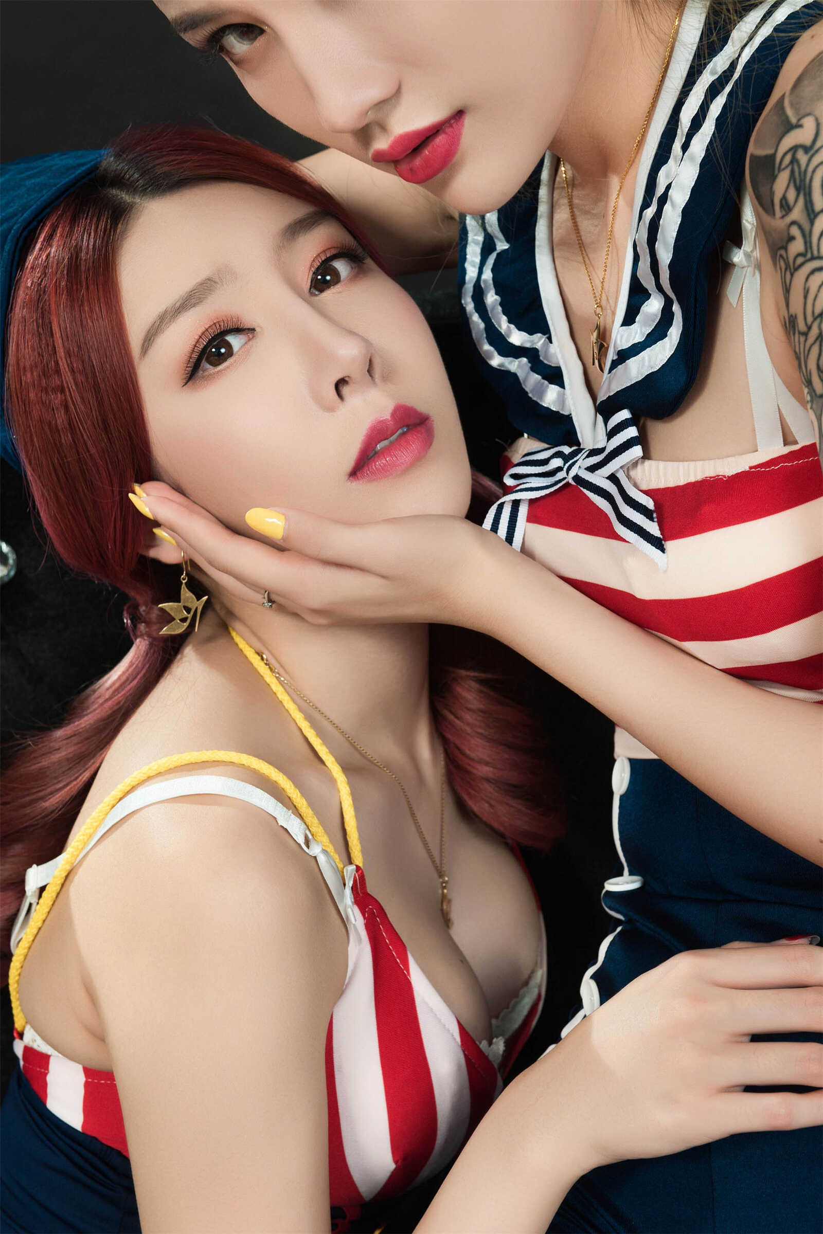 兔子&甜甜《双生海军姐妹花丝足》 [丽柜Lig第3张