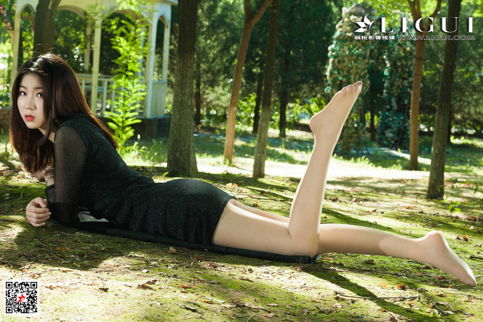 虫虫《长腿森系女神》 [丽柜Ligui] 写真集第4张