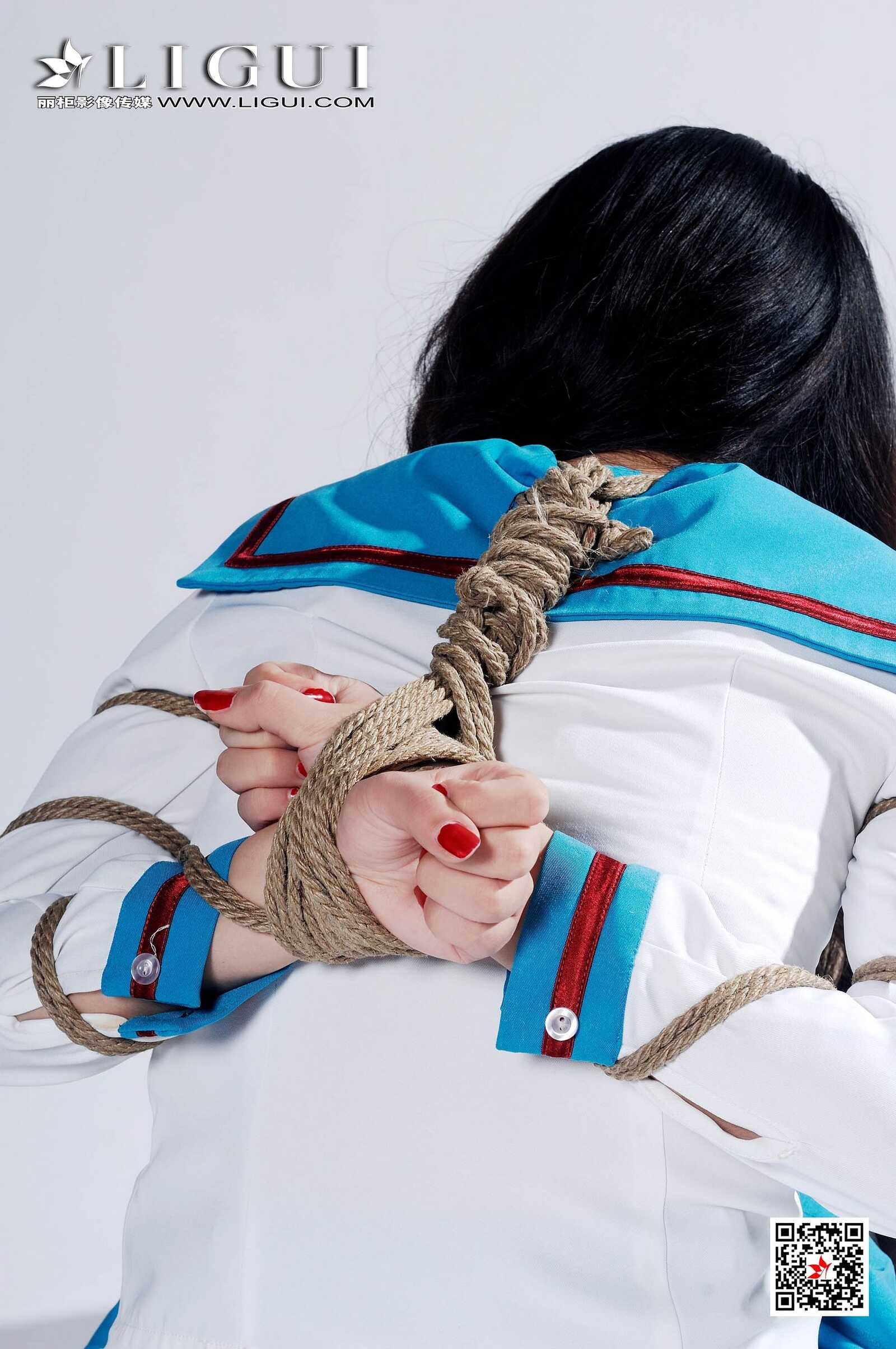 Model 幽幽《制服黑丝捆绑》 [丽柜美束Ligui] 写真第12张