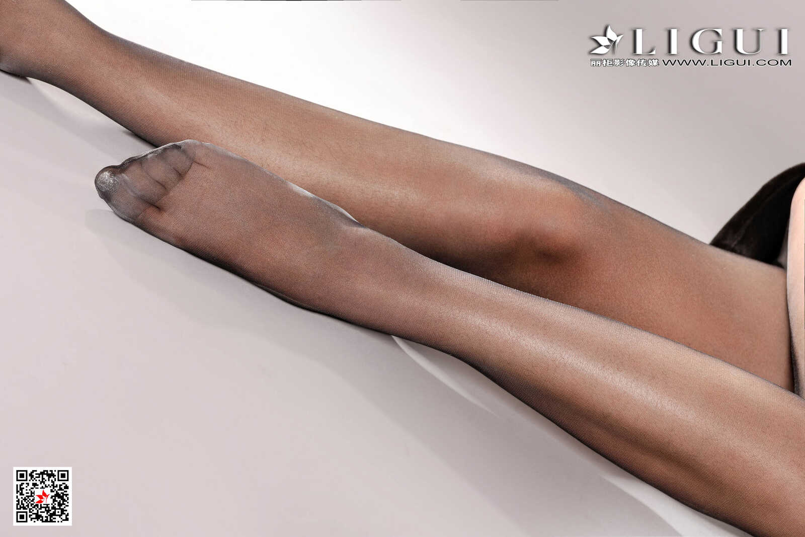 Model 晓琪《黑色蕾丝》 [丽柜Ligui] 网络丽人 写真第2张