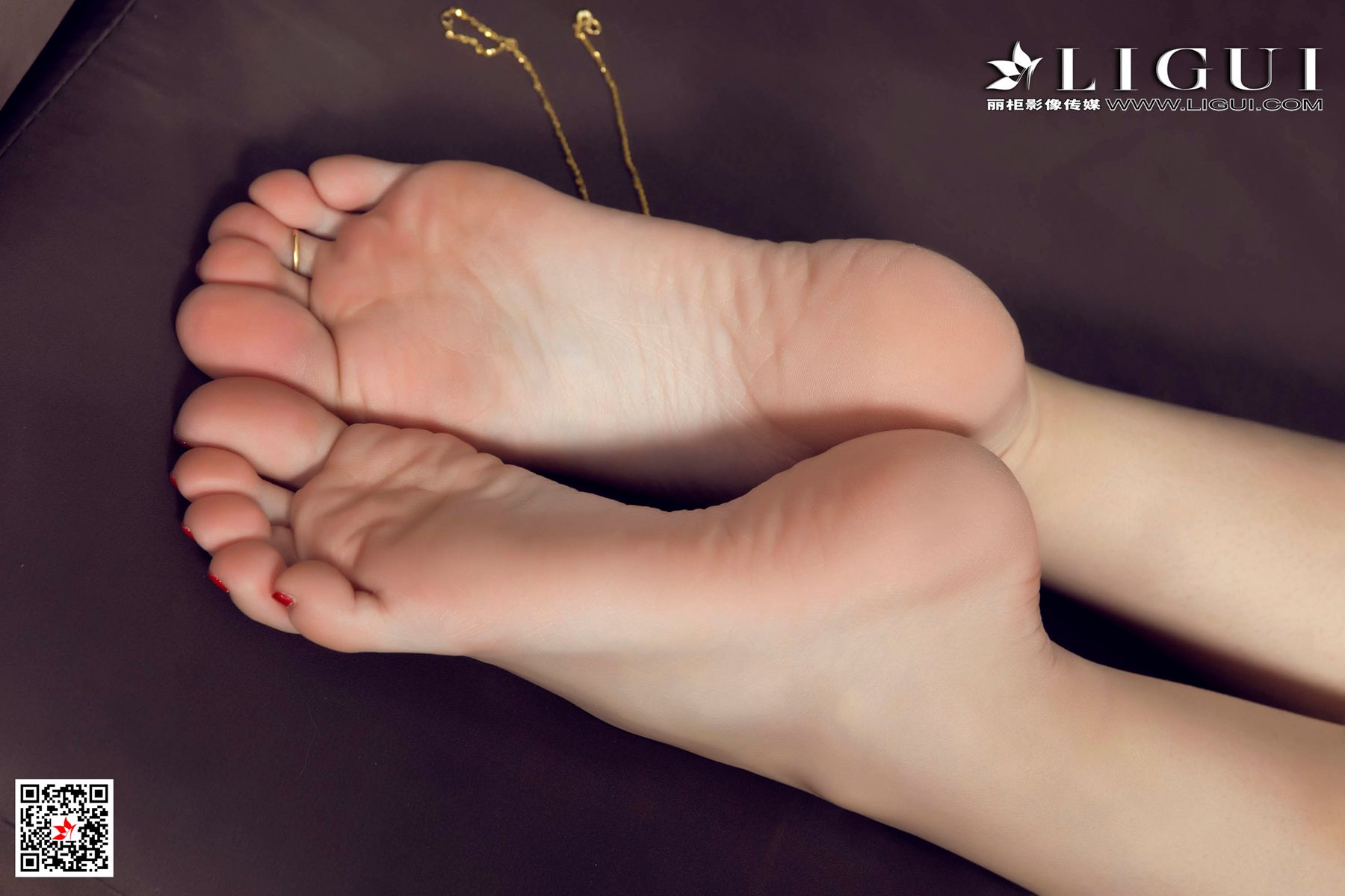 [Ligui丽柜] 2020.11.02《莲秘空姐》子晴 在线浏览第14张