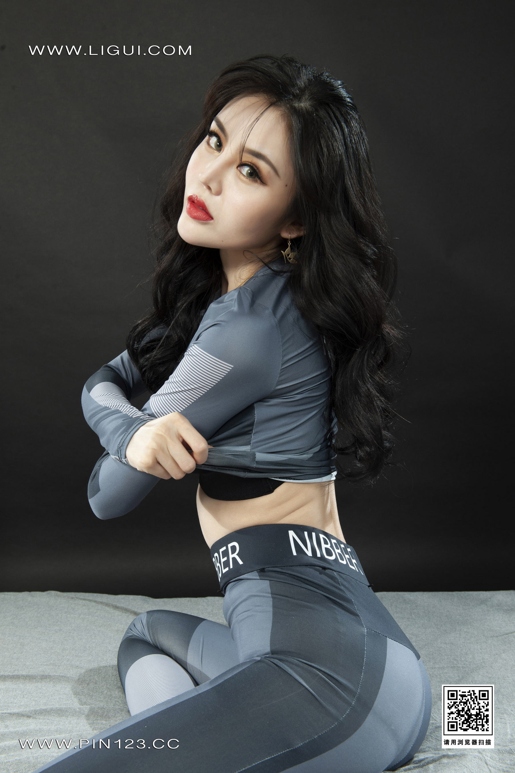 [Ligui丽柜] 2023.05.15《身材魔鬼-胸器袭人》凉儿第19张