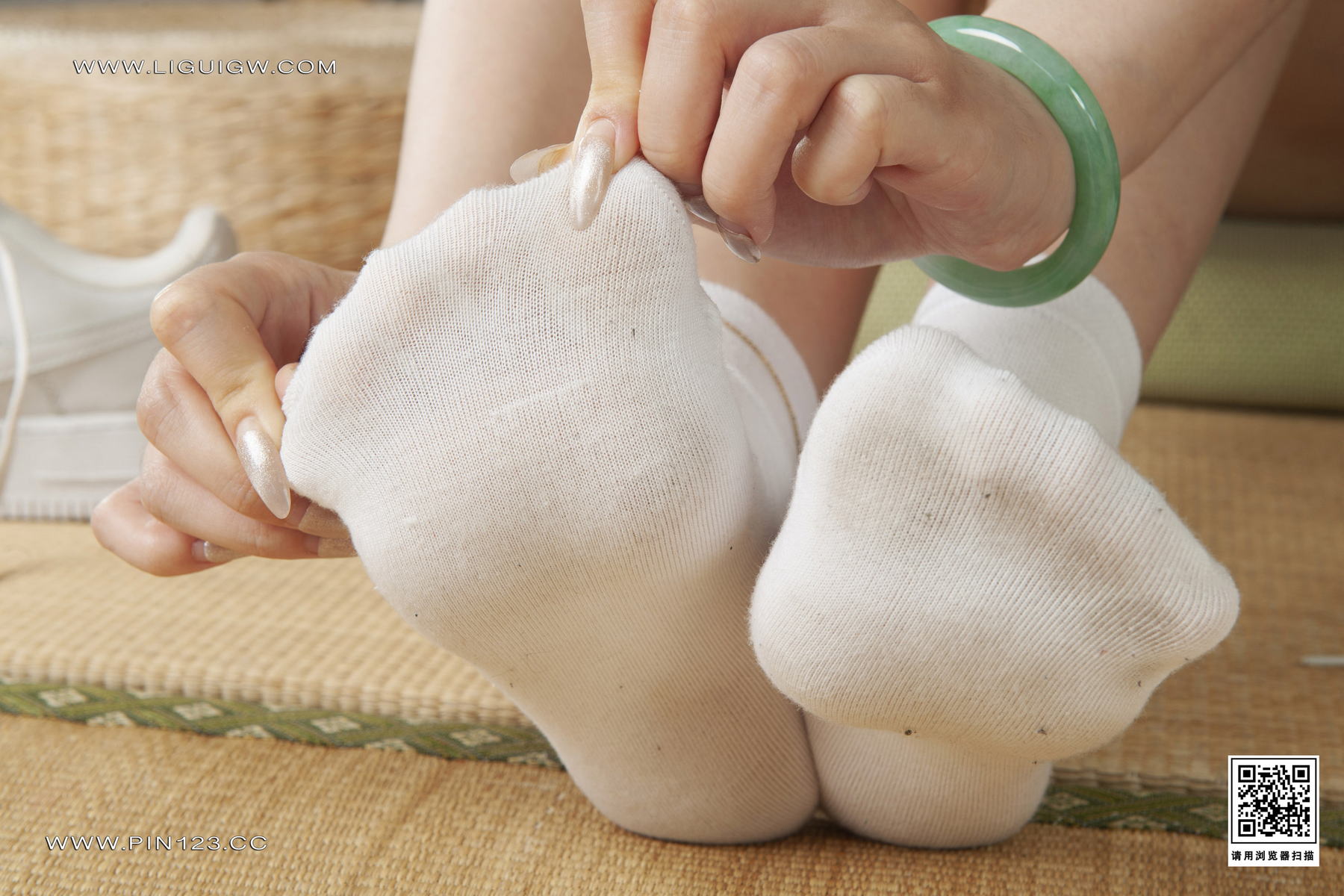 [Ligui丽柜] 2023.11.13《邂逅玉足》私人定制 柒柒第17张