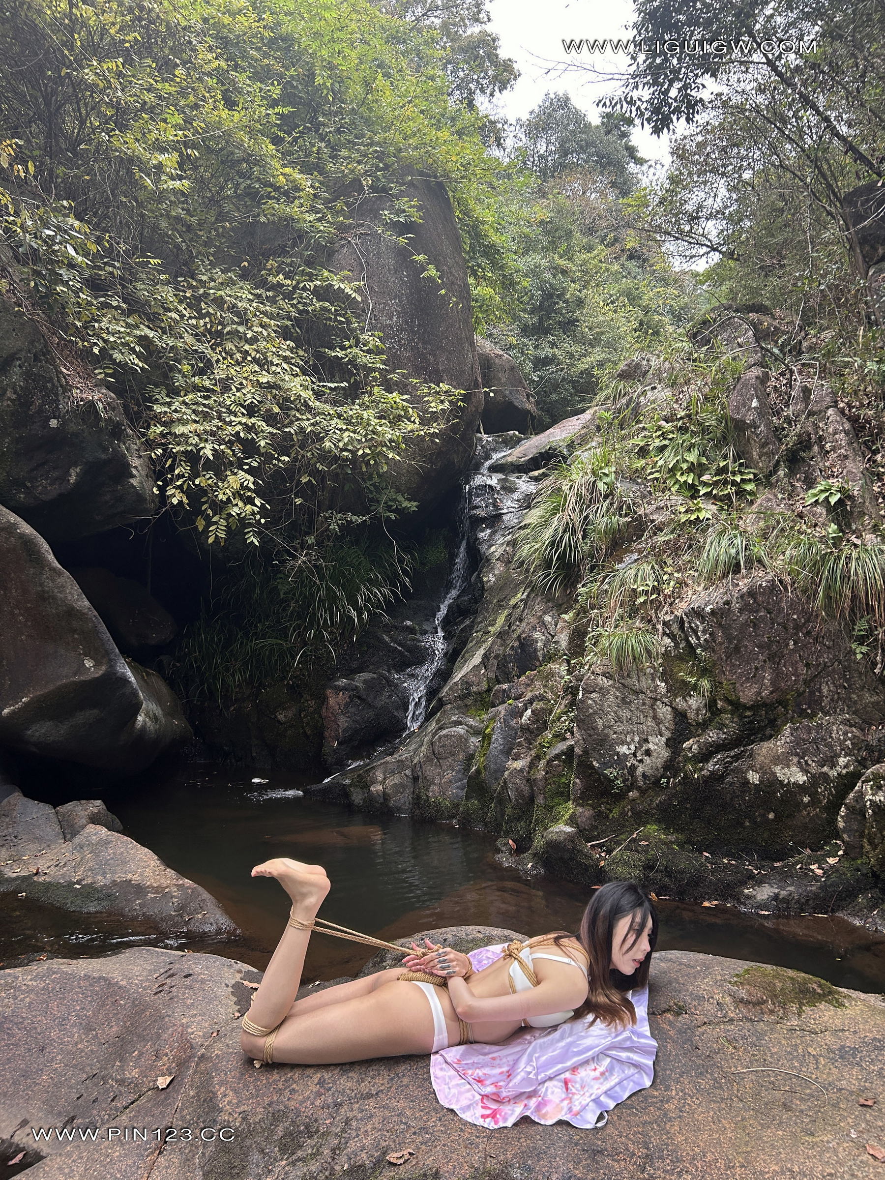 [Ligui丽柜] 2024.11.14《兔子日本旅拍花絮图片》兔子第20张