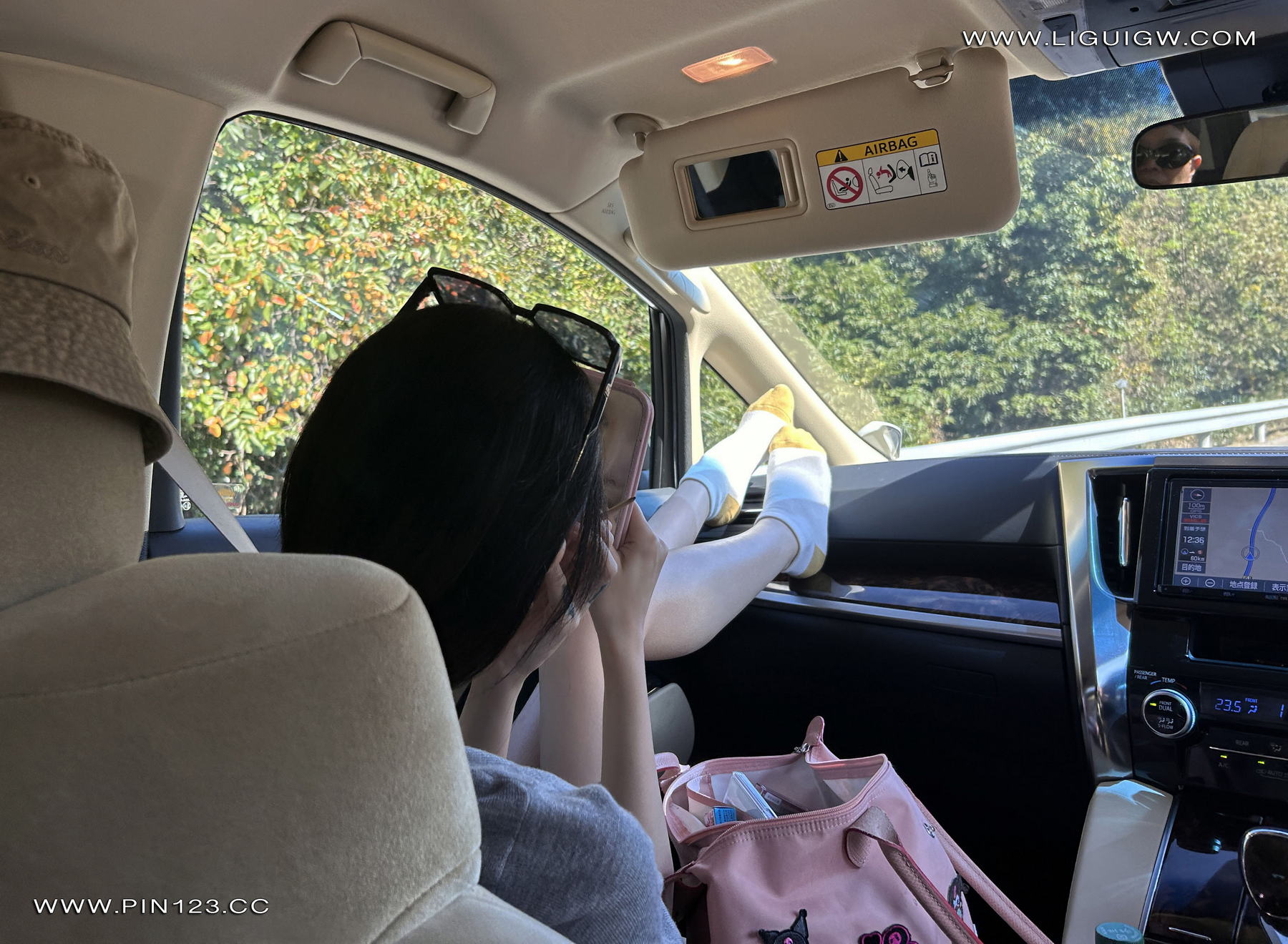 [Ligui丽柜] 2024.11.14《兔子日本旅拍花絮图片》兔子第11张