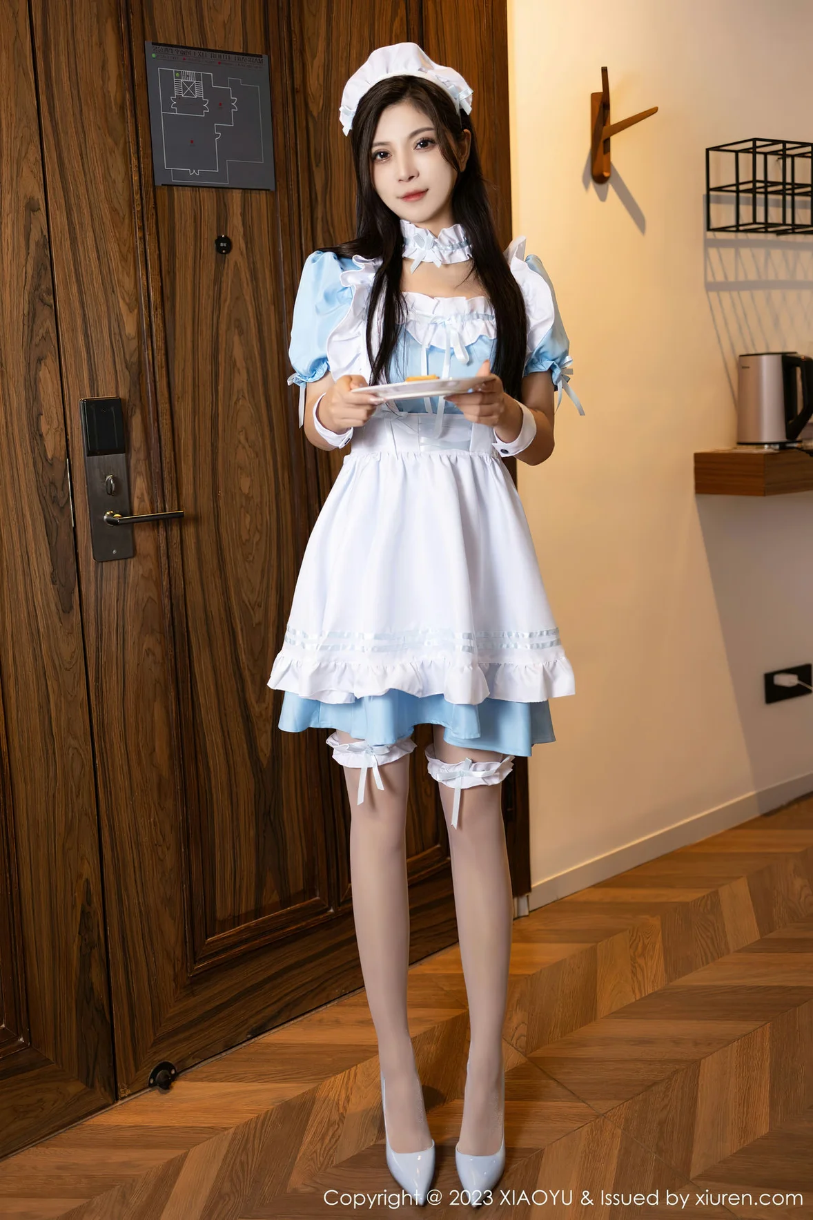  语画 Vol.1100 小蛮妖Yummy 蓝色女仆贵州旅拍写真11 [84P]第2张