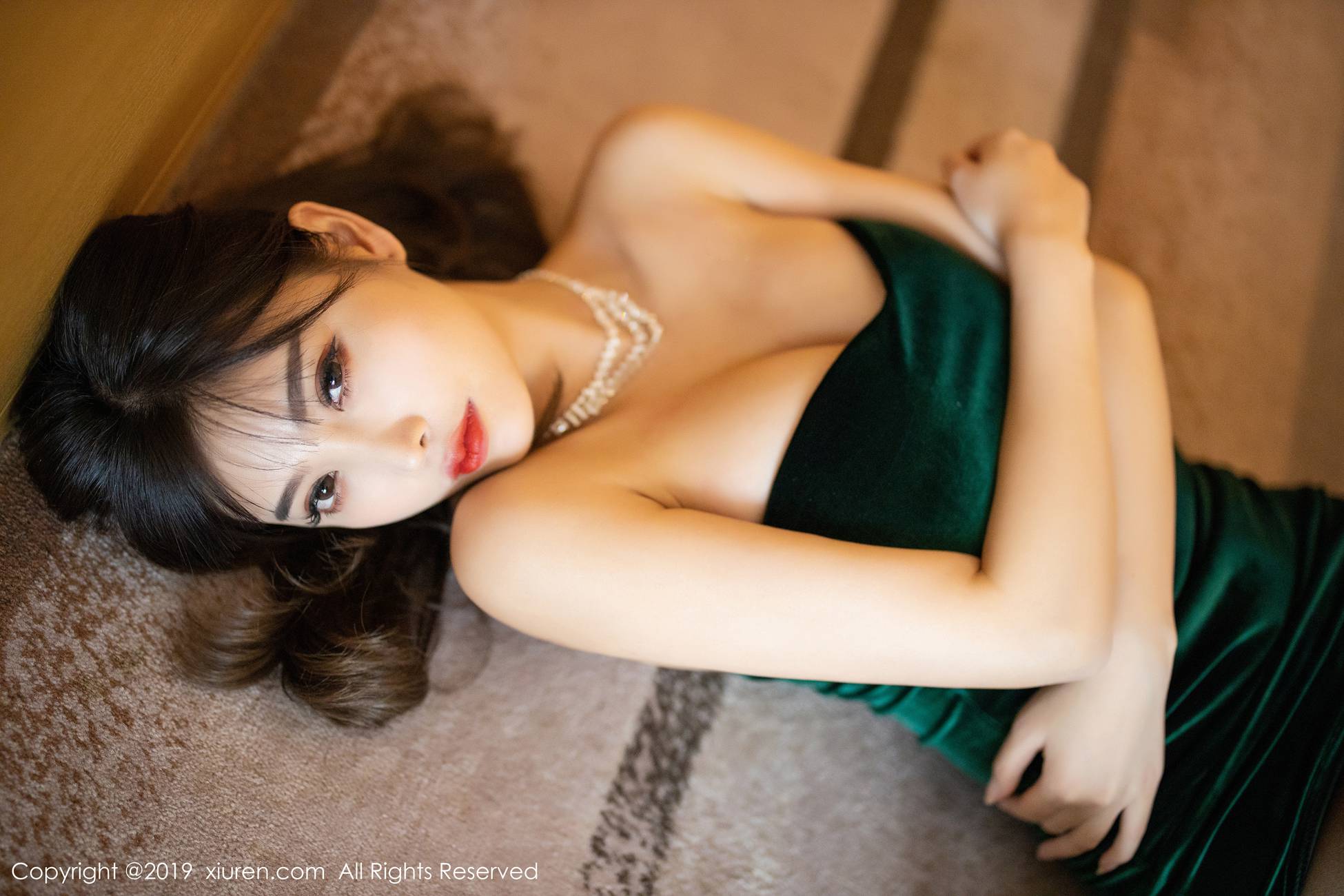 [Xiuren绣人网]XR20191015N01731 2019.10.15 NO.1731 灵动销魂的丝袜美腿魅惑 杨晨晨sugar[98+1P]第10张