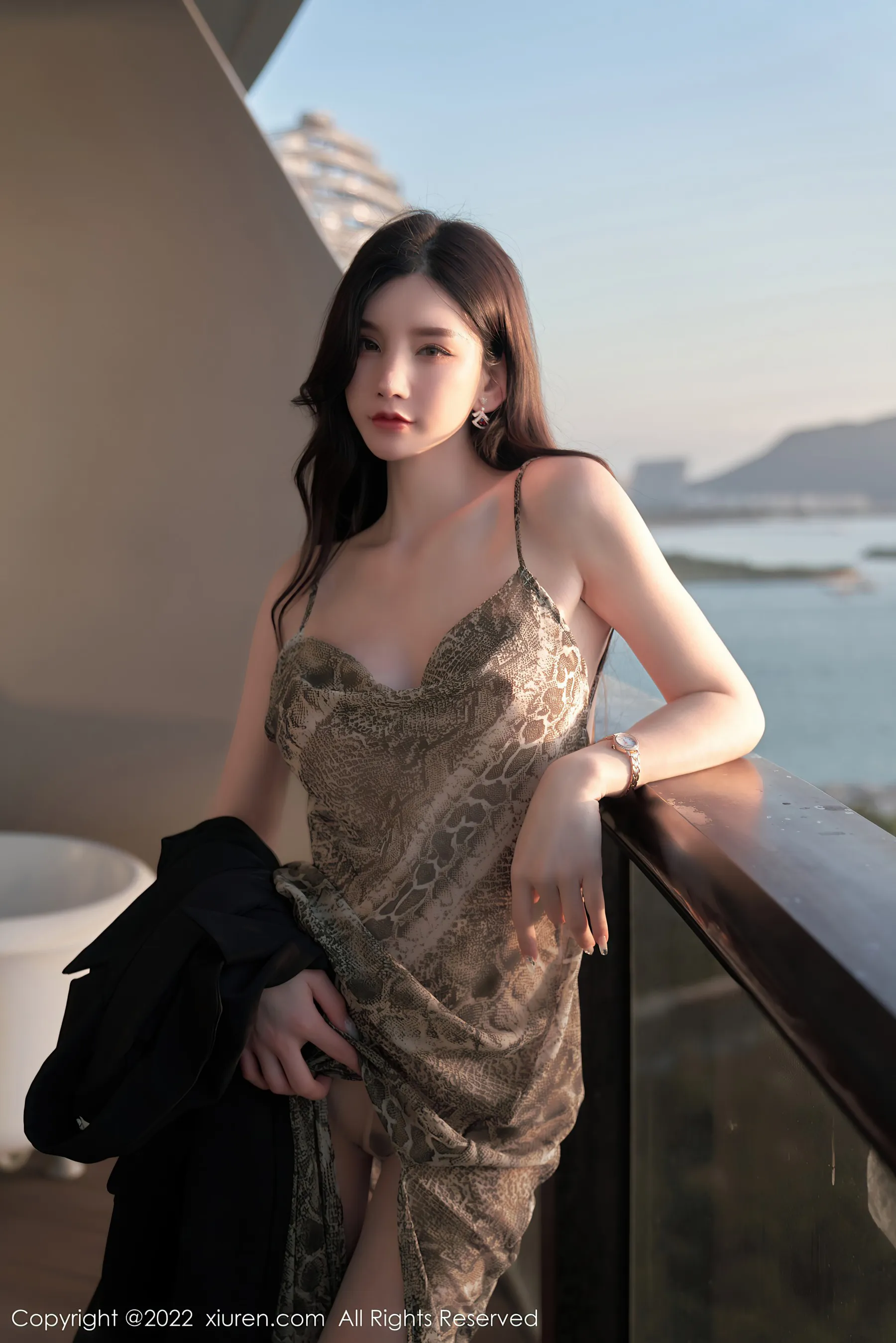 秀人网 No.4676 周于希Sally 三亚旅拍丝袜写真第1张