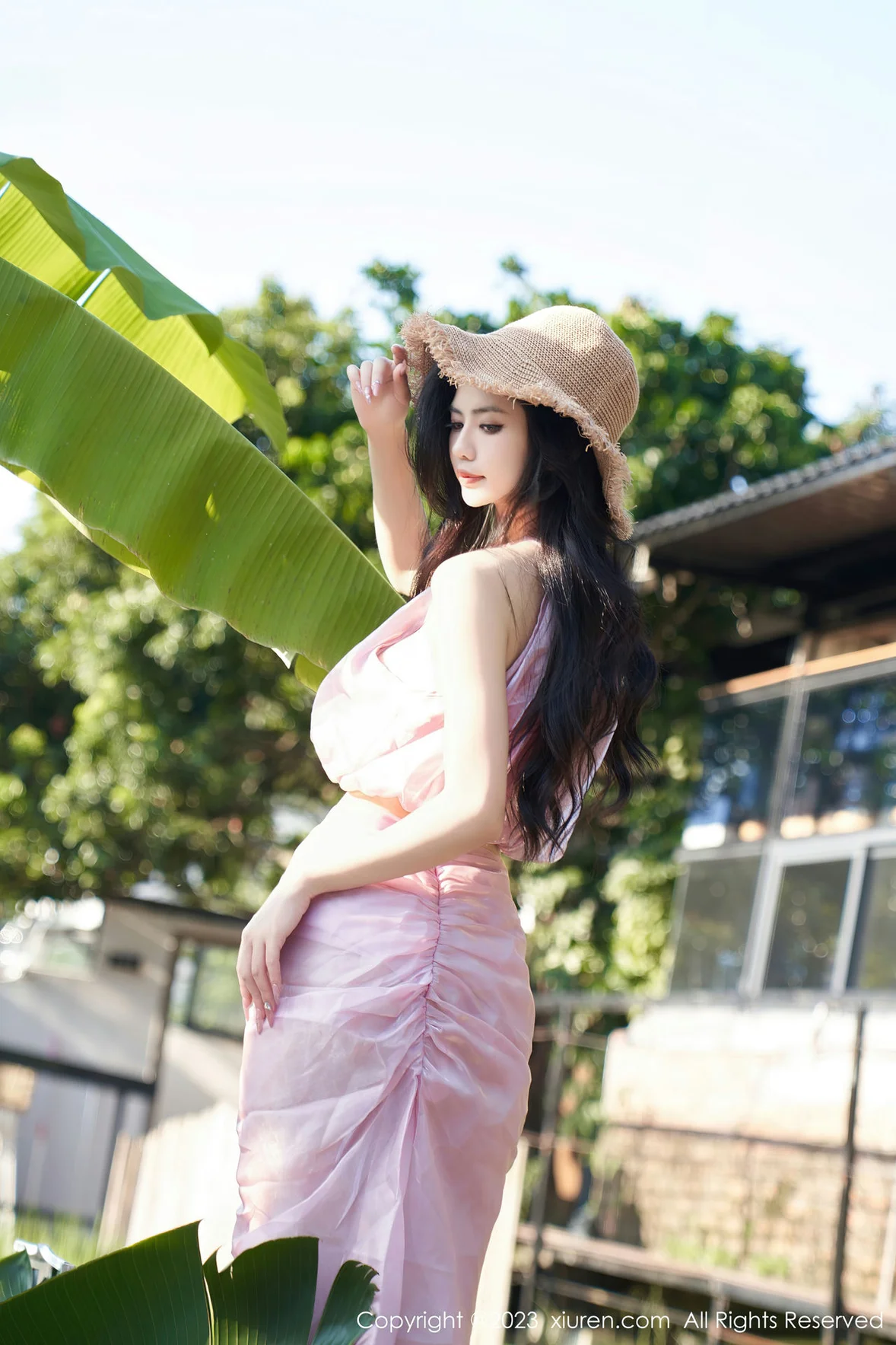  XiuRen 秀人 No.7281 浅浅Danny 夏日清爽户外场景拍摄性感写真 [80P]第5张