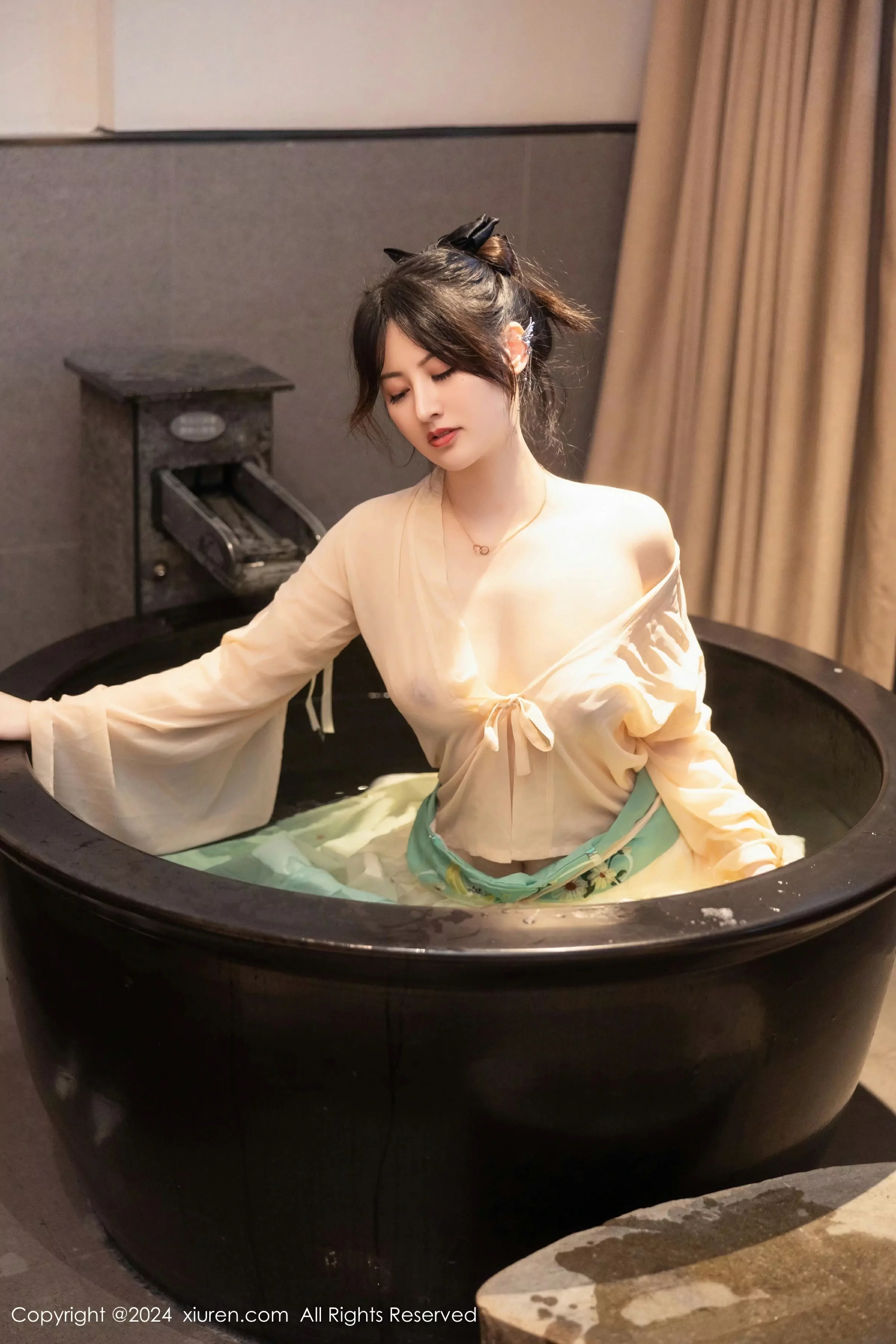  XiuRen 秀人 No.8128 诗诗kiki [82P]第14张