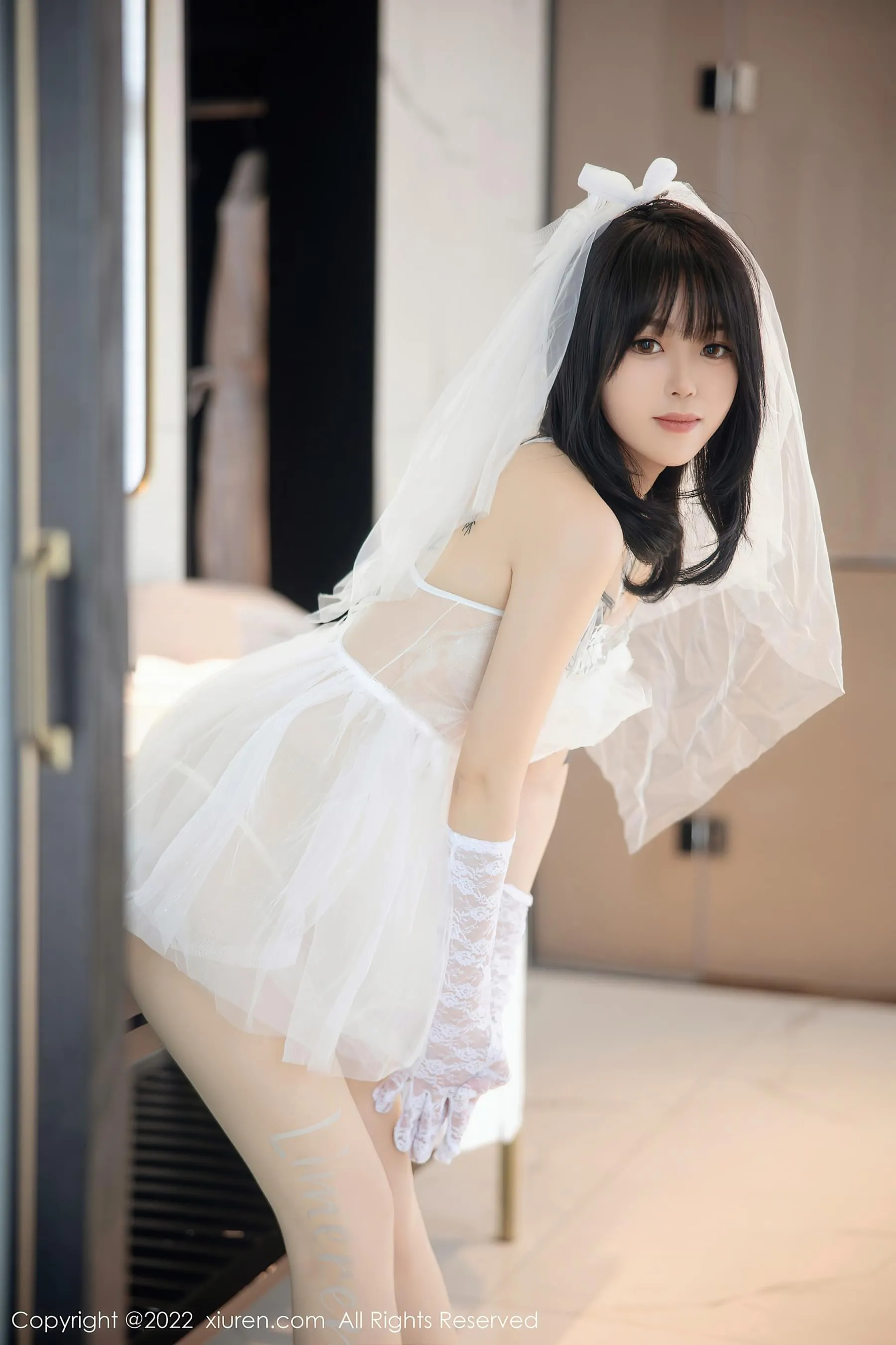  秀人网 No.5212 奶瓶. 婚纱服美腿第10张