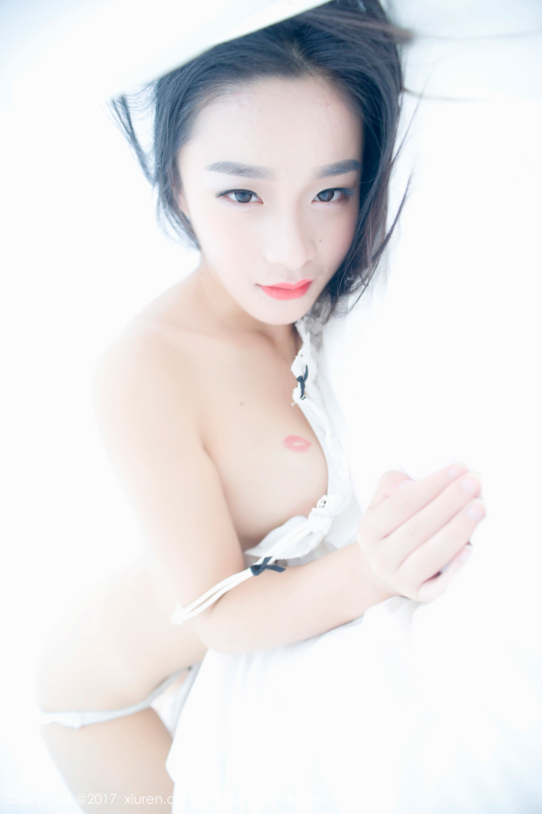  绮梦Cherish《齐逼牛仔裤+翘臀+床单诱惑》 秀人 NO.883第13张