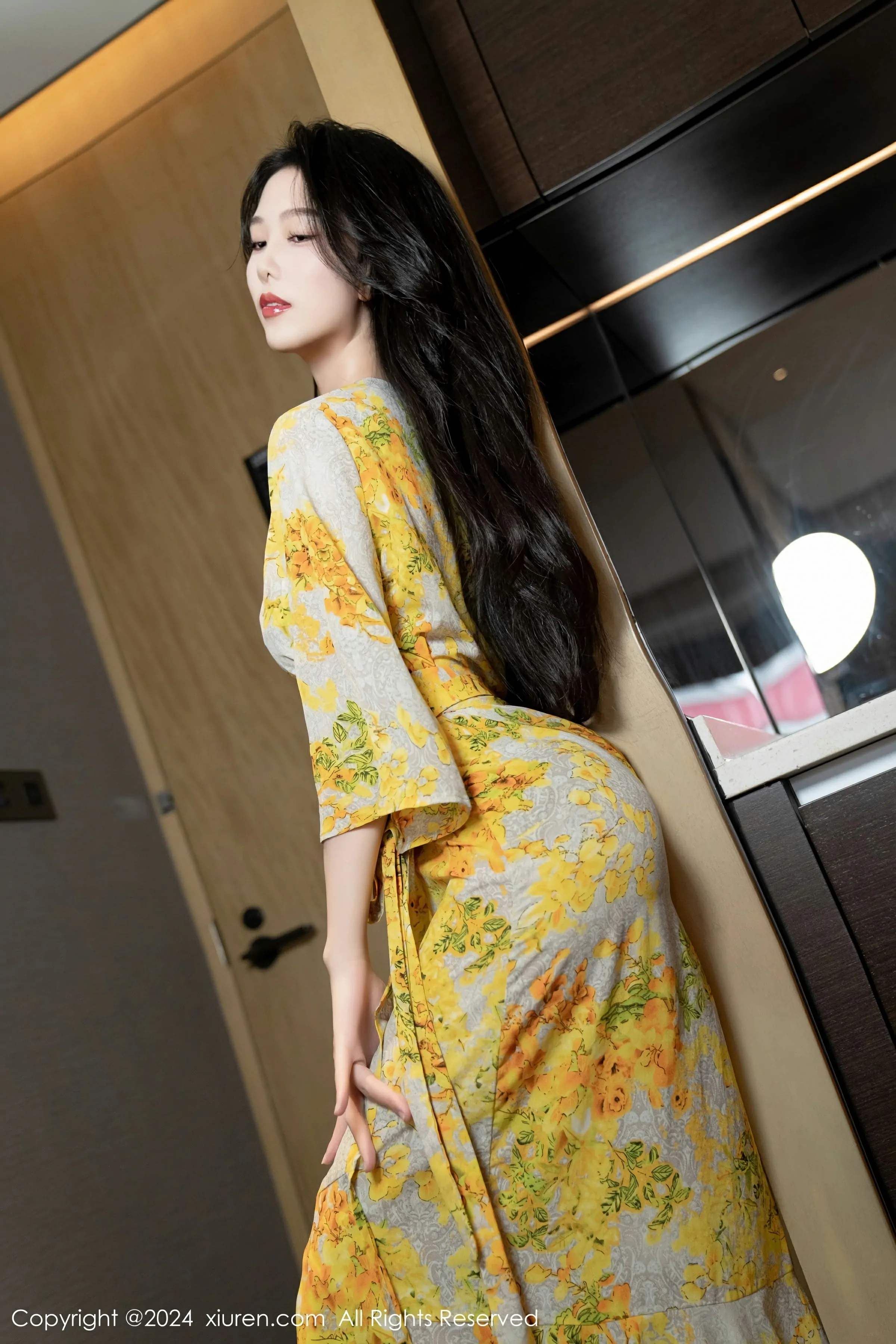  XiuRen 秀人 No.7981 利世 [99P]第10张