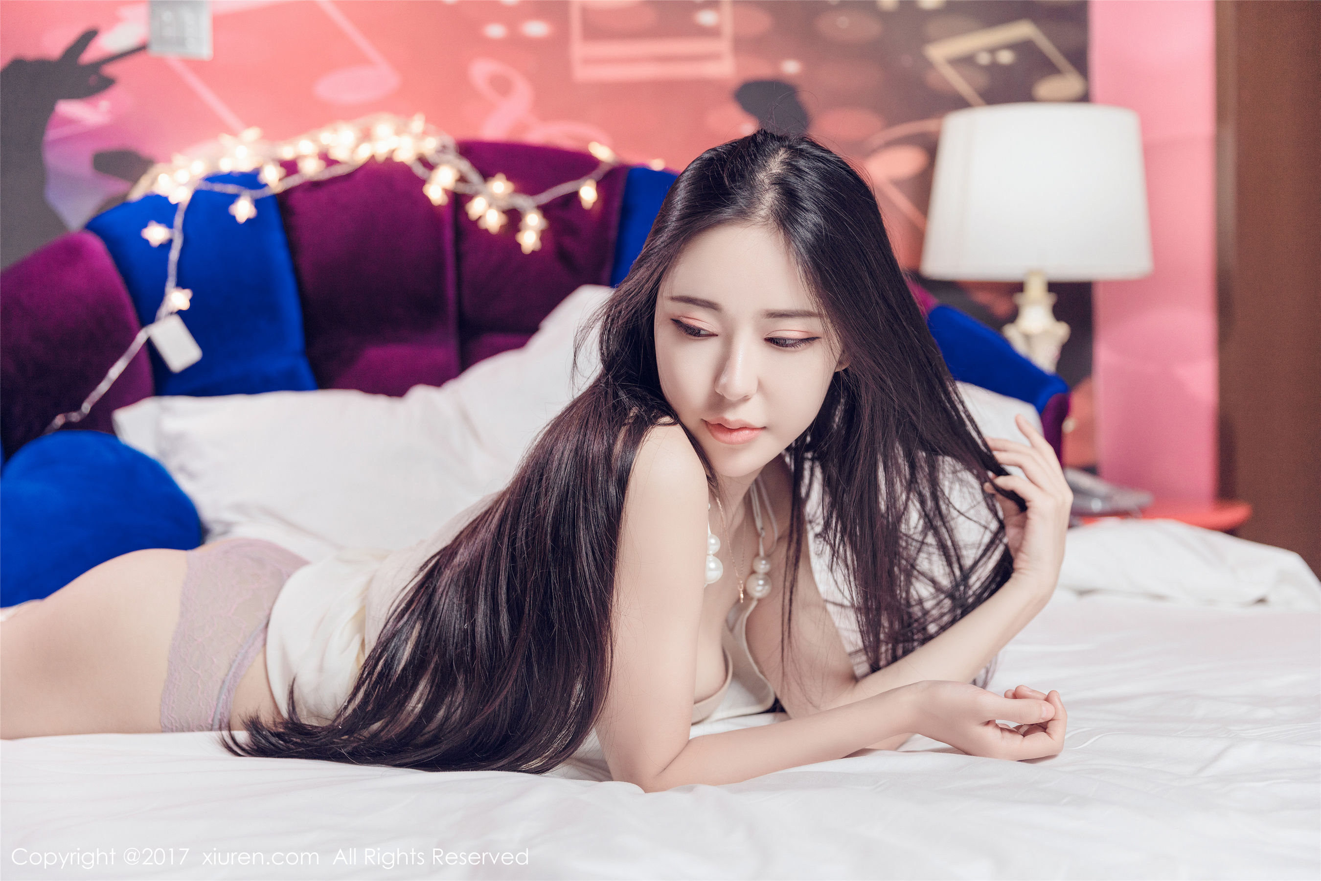 Suki_baby《唯美性感又不失惹火的妹子》 XiuRen 秀人网 NO.818第8张