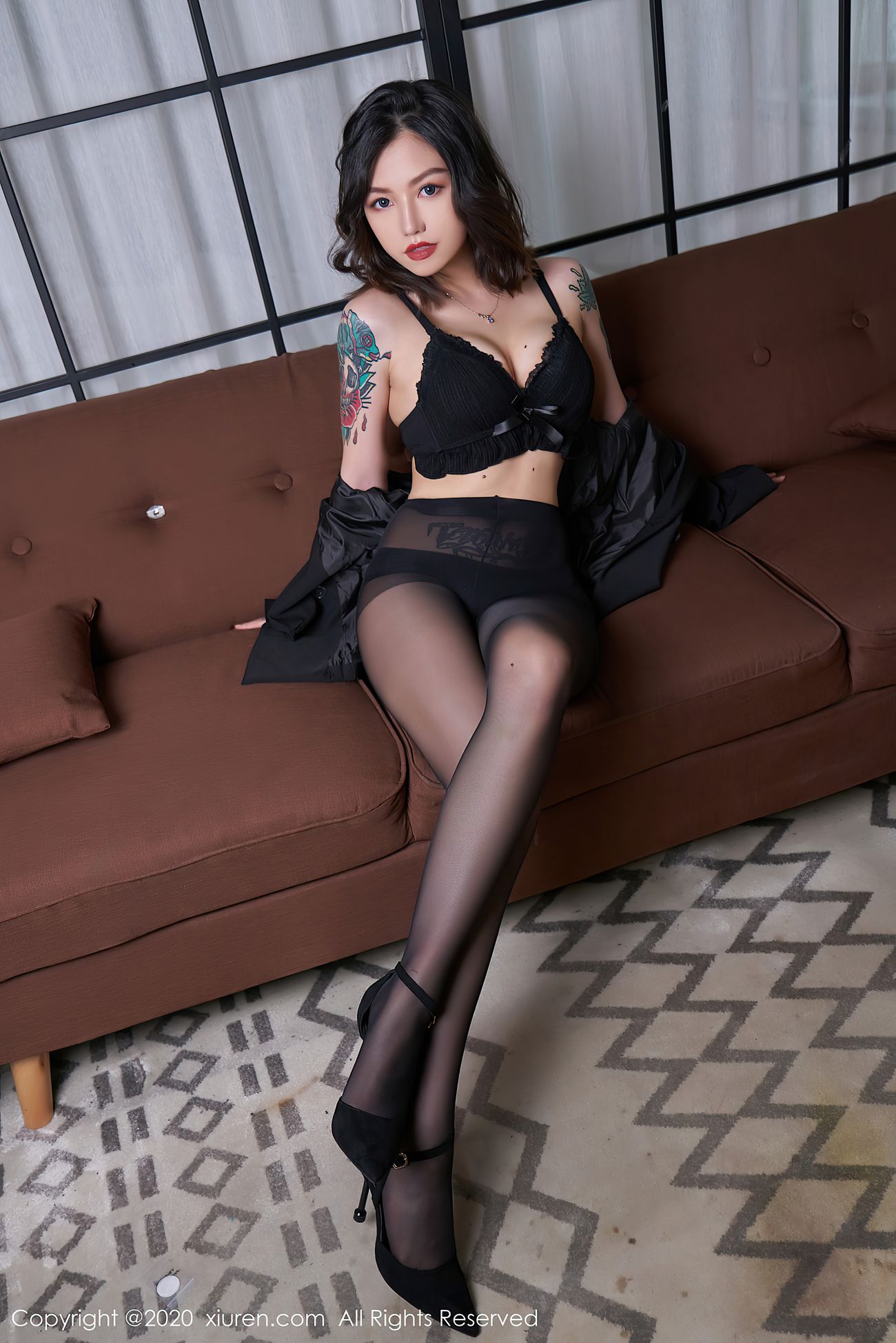 [XIUREN绣人网] 2020.10.29 No.2711 舌尖上的菊花Ace [71P]第9张