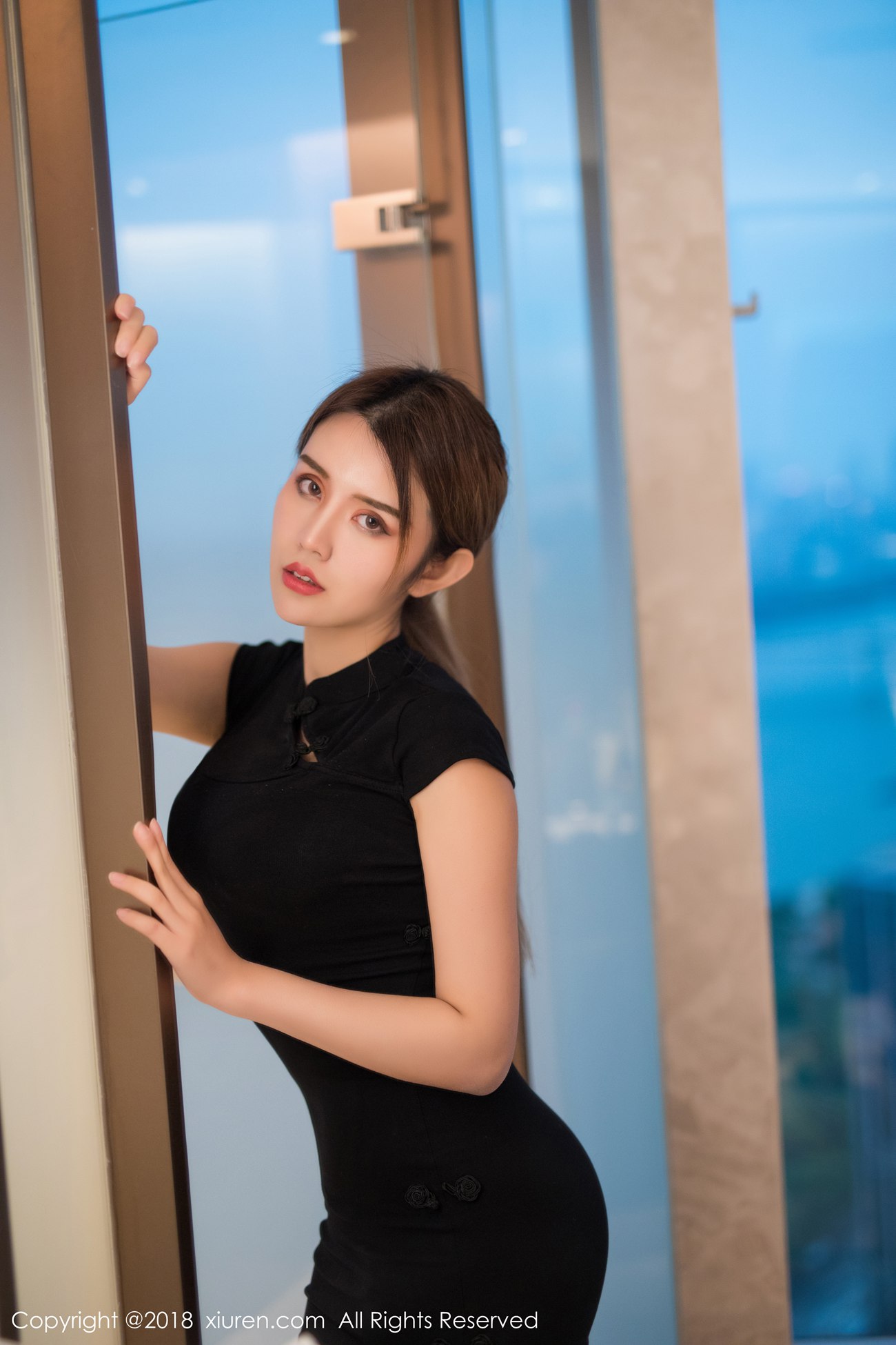 [Xiuren绣人网]XR20181115N01231 2018.11.15 NO.1231 Cris_卓娅祺[49+1P]第9张