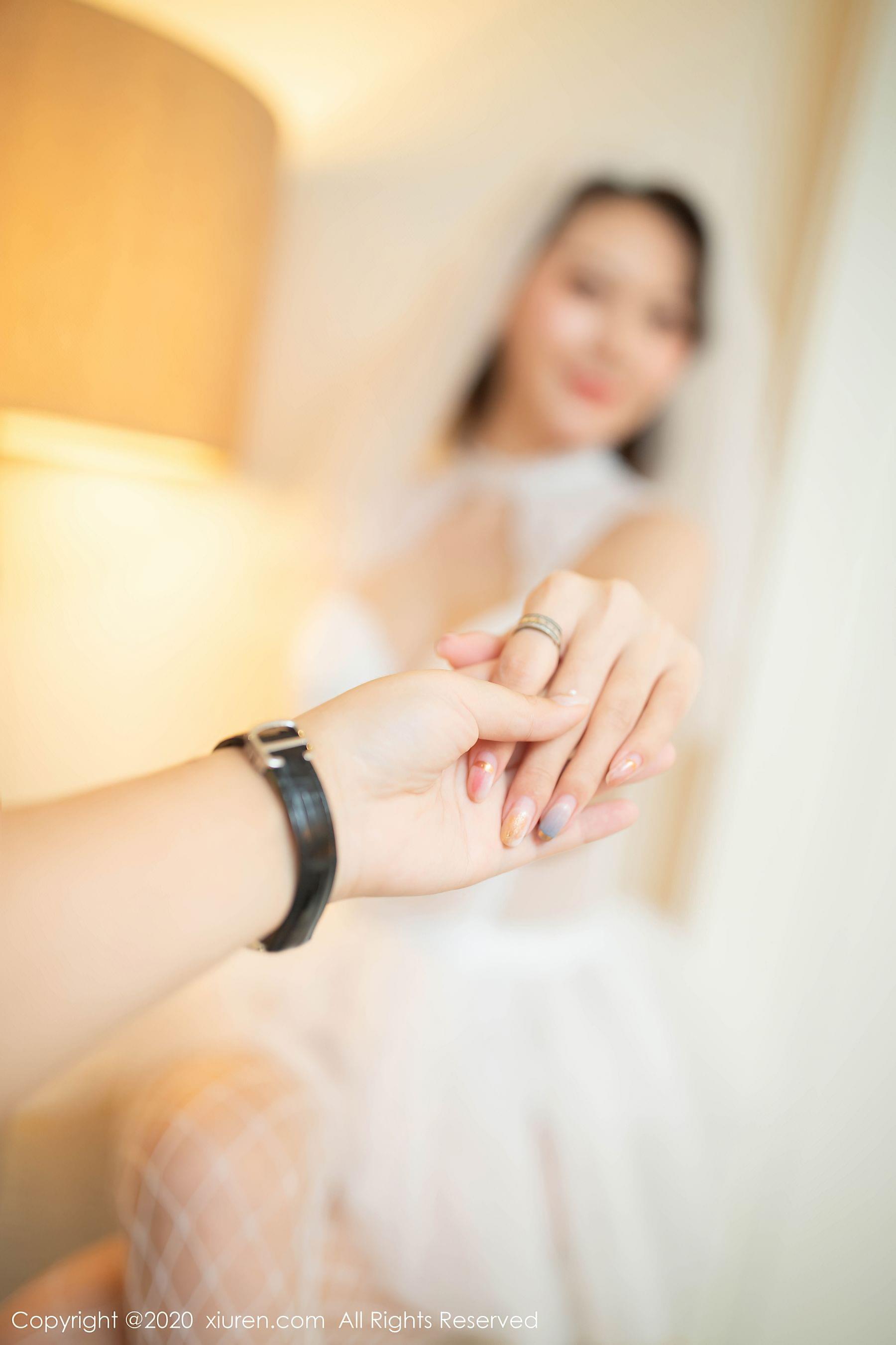  秀人XIUREN No.2328 艺轩第9张