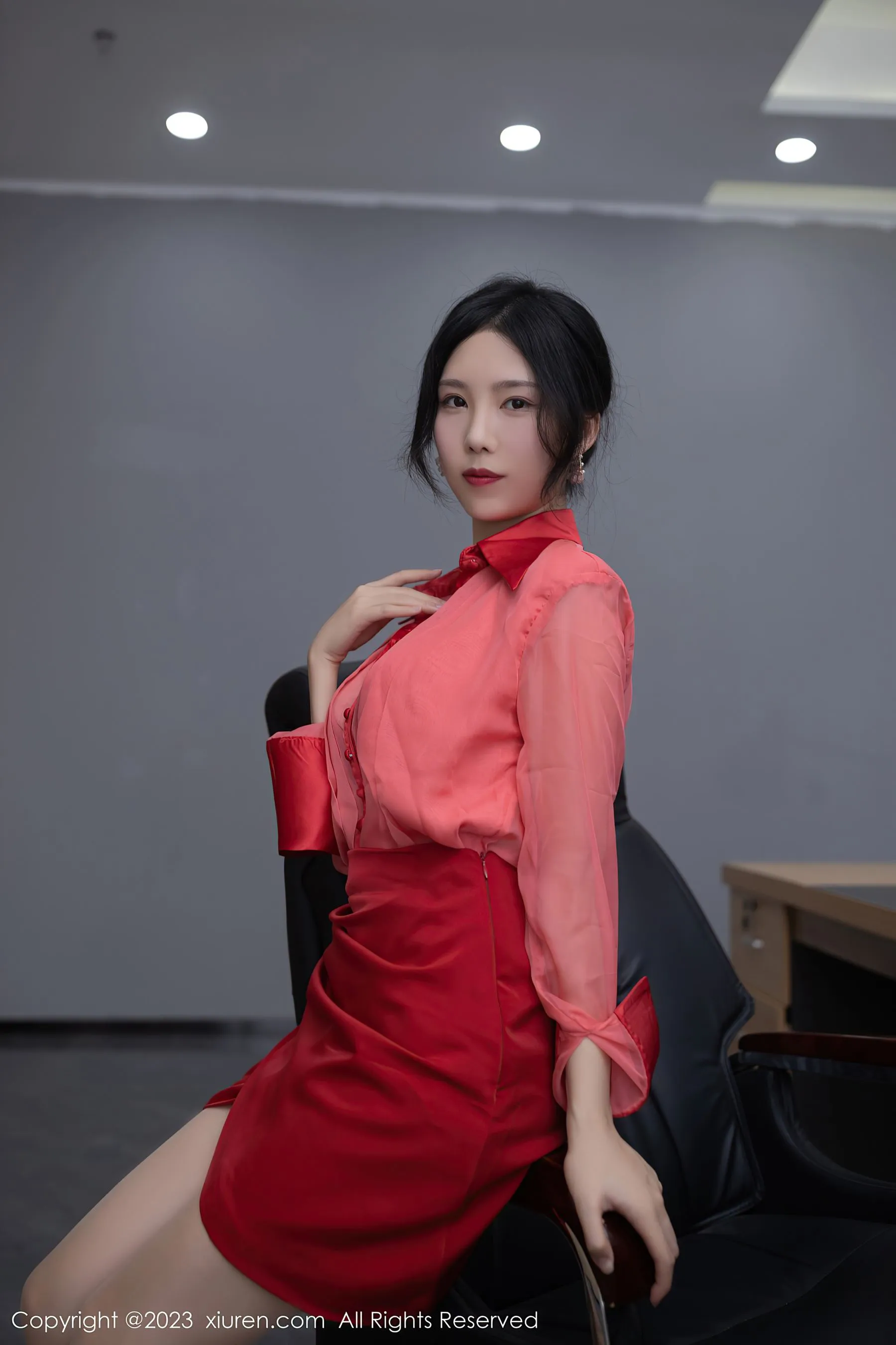  秀人网 No.6189 利世 短裙美腿第20张