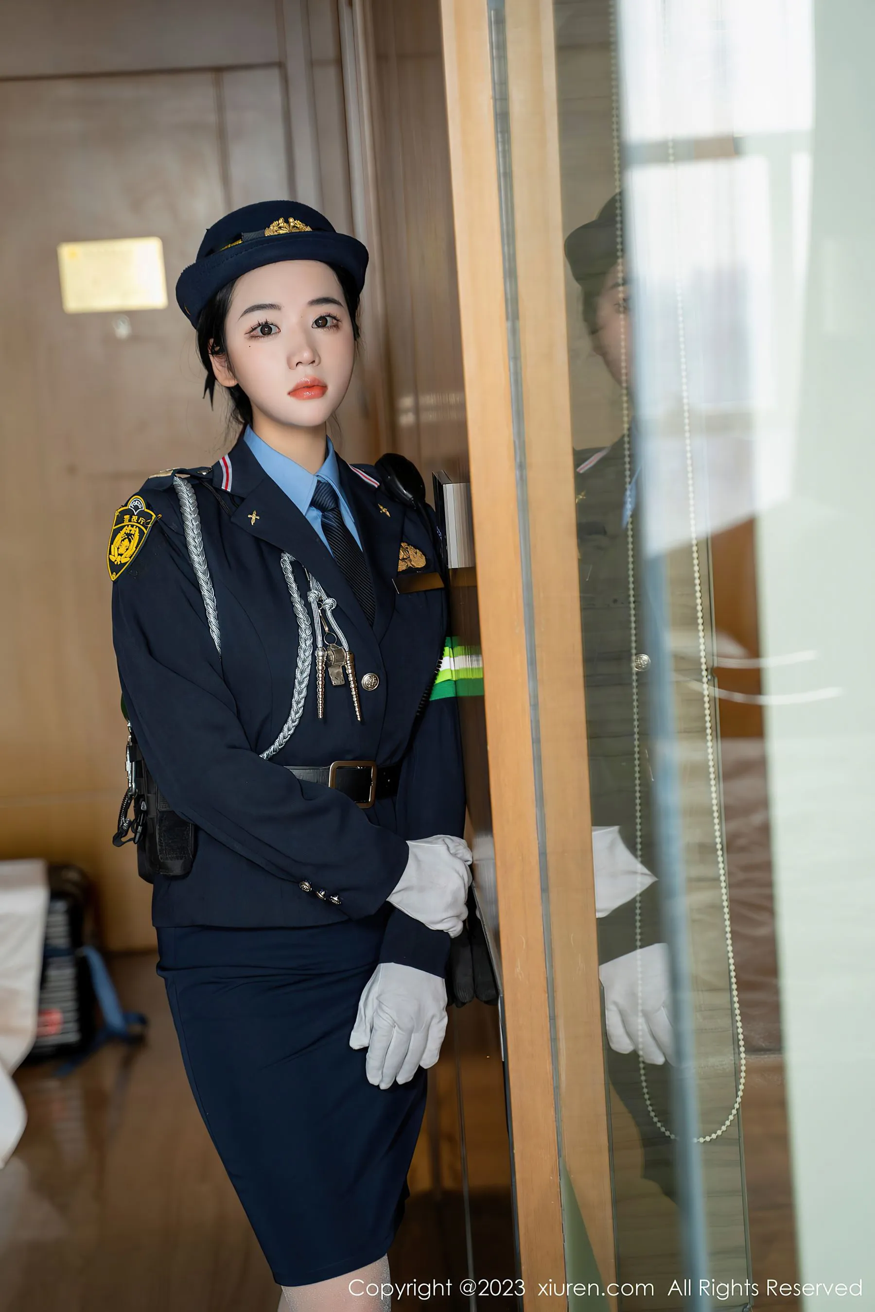 秀人网 No.6497 汐汐爱吃草莓第17张