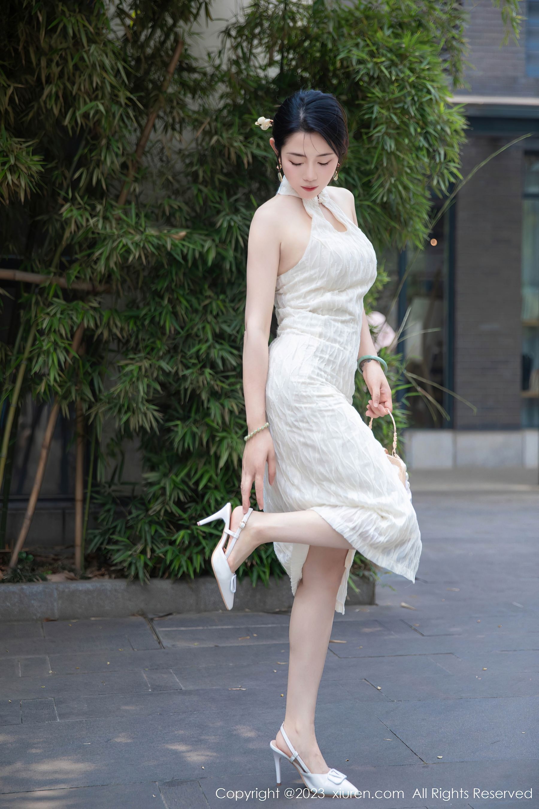 XiuRen 秀人 No.7435 严利娅Yuliya 旗袍美臀第18张