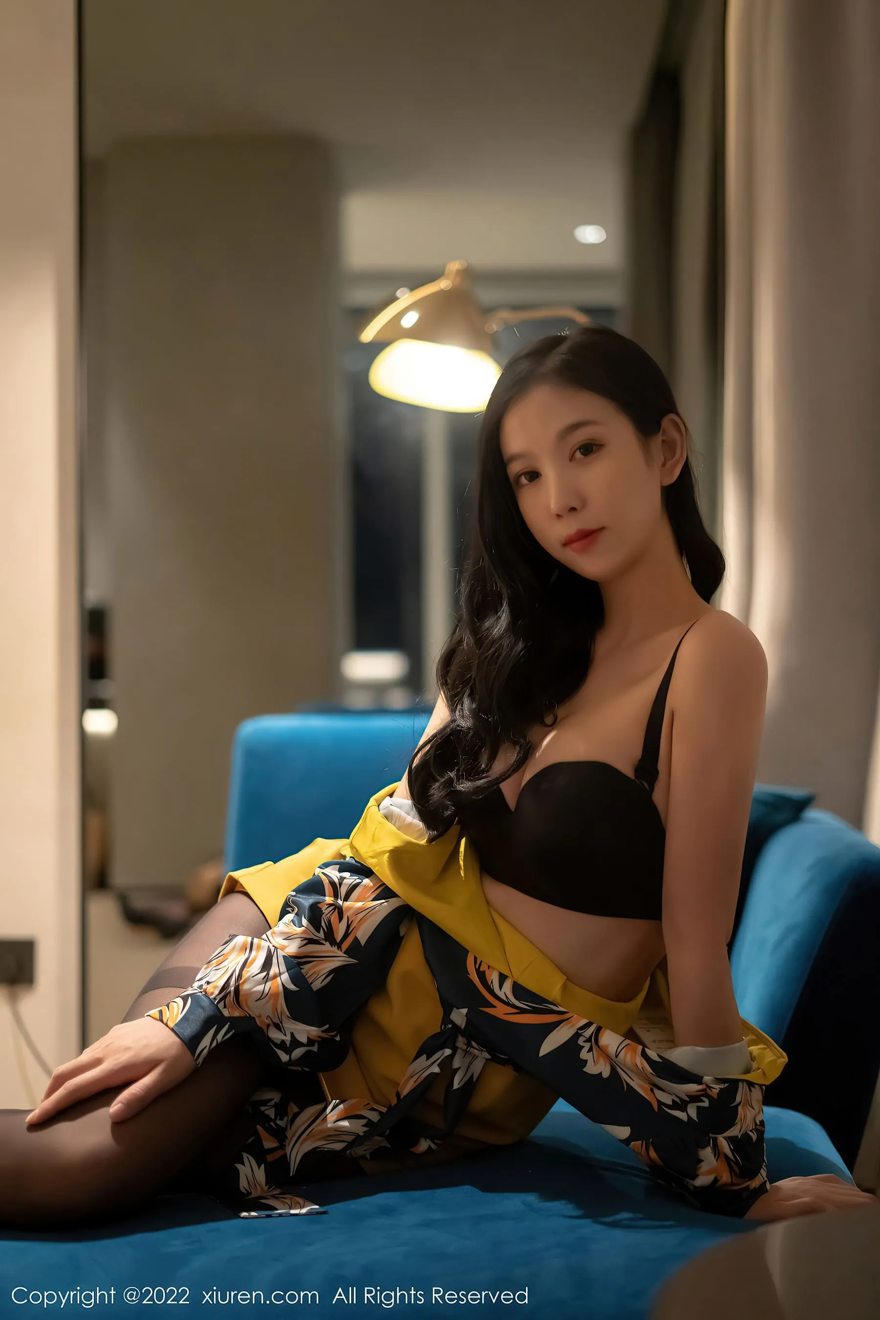  秀人网 No.4880 李雅柔182CM 黑丝美腿第5张