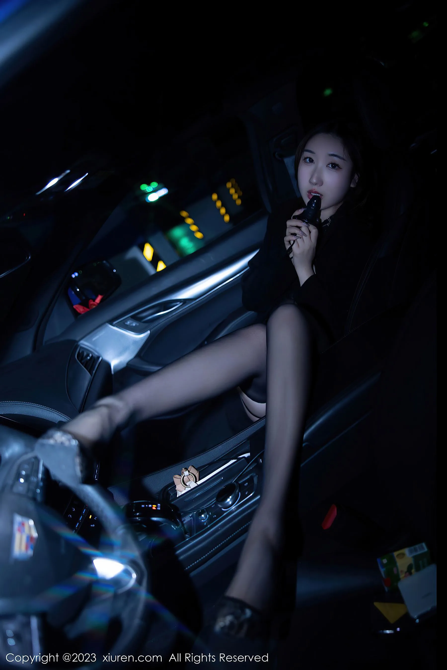  秀人网 No.6650 江真真 黑丝美臀第6张