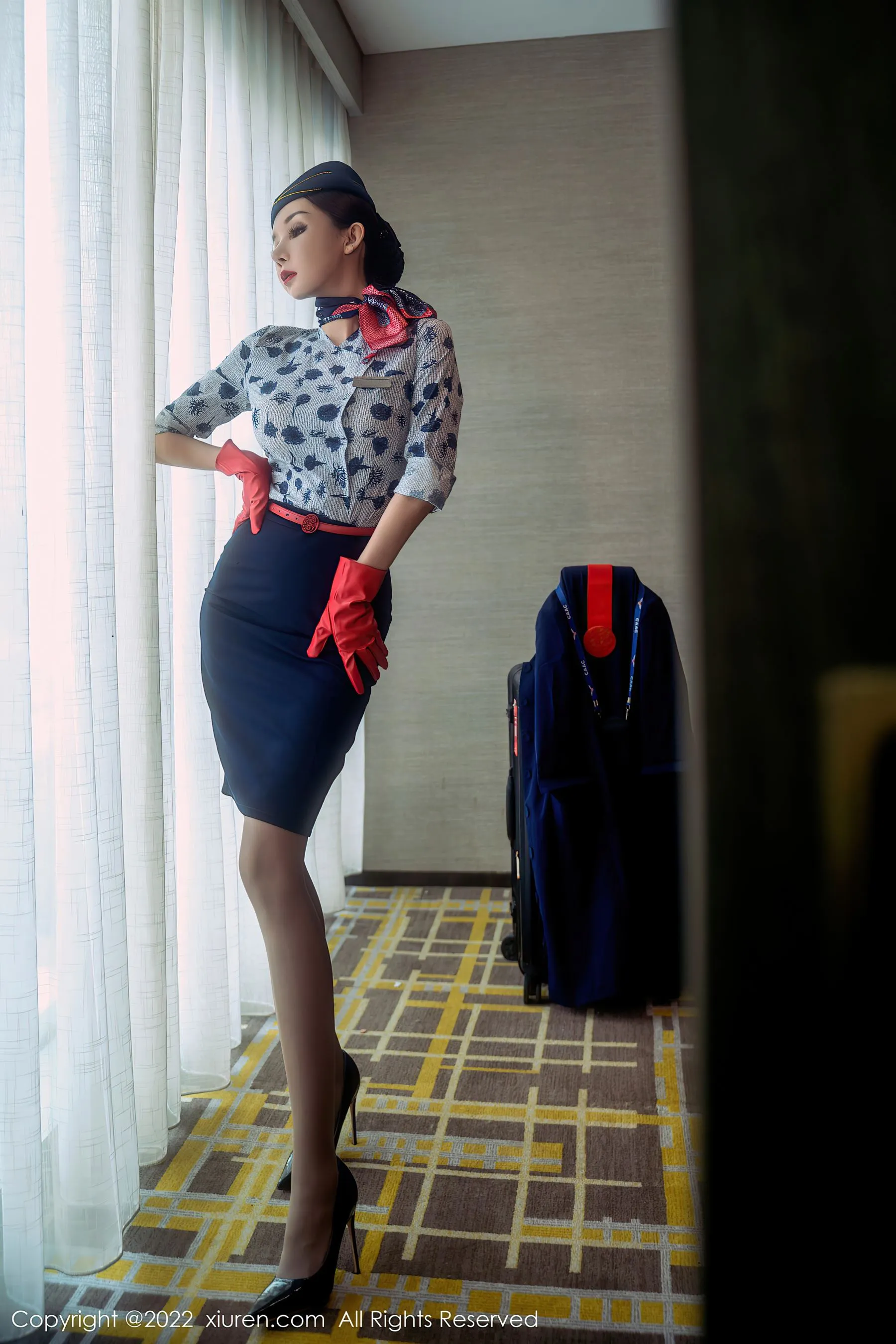 秀人网 No.5609 陈怡曼 制服美腿第6张