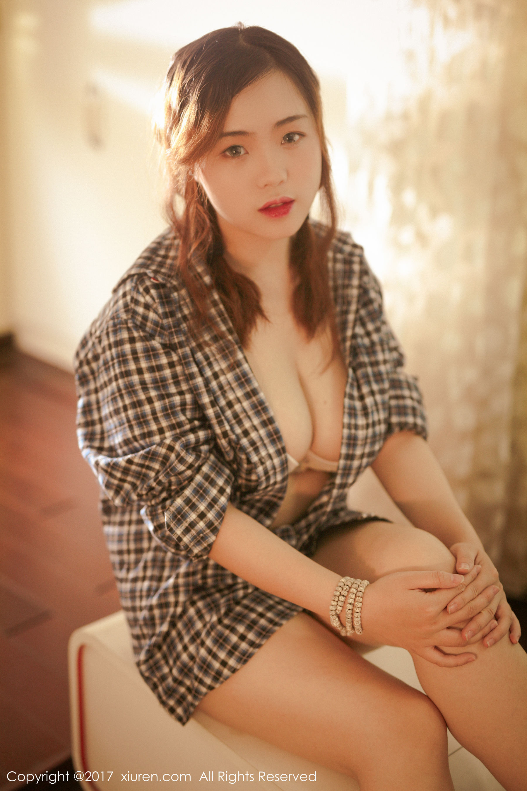 米爱Demon《格子衬衫+半透内衣系列》 秀人网XIUREN No.754第1张