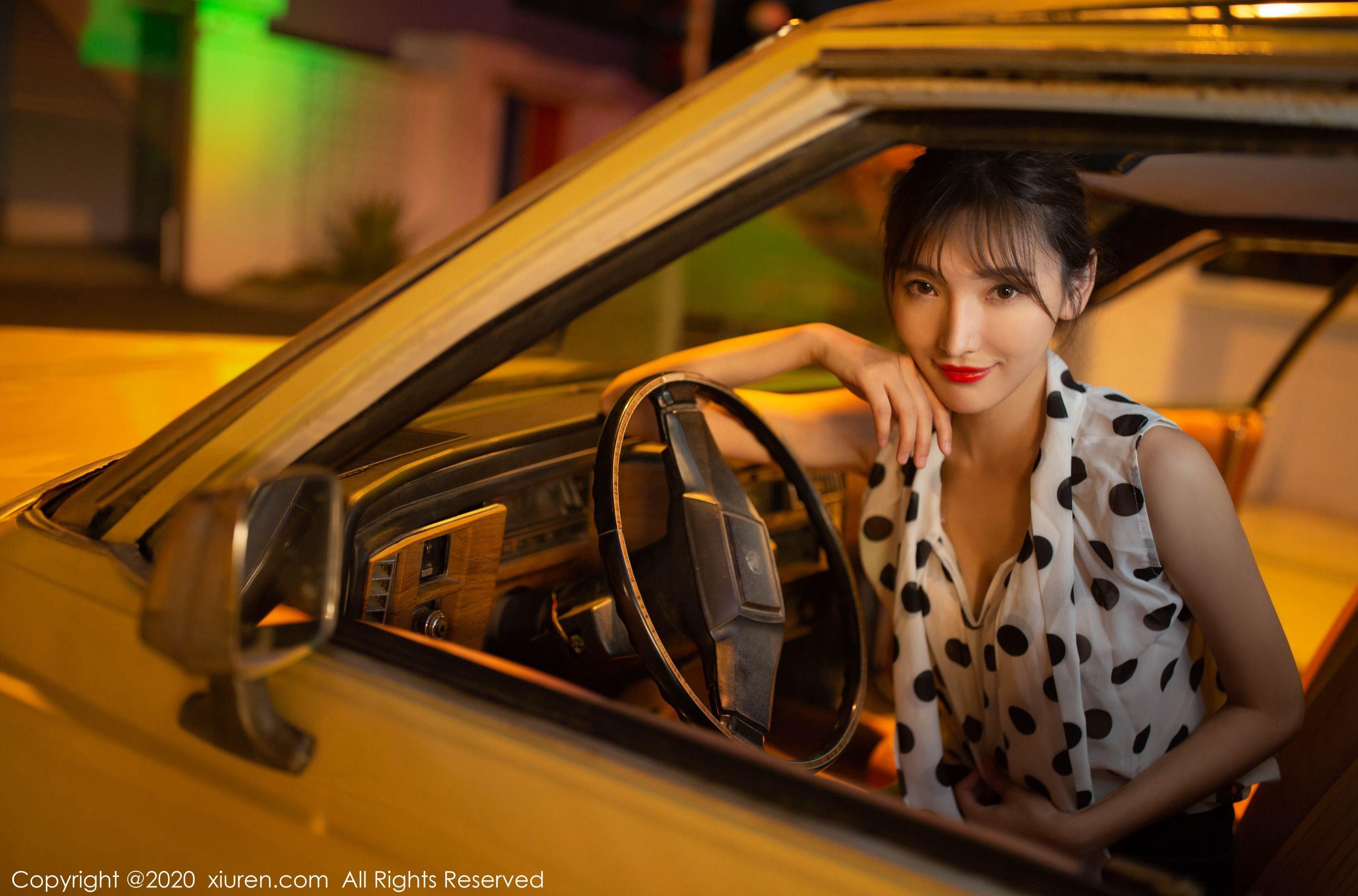 XIUREN秀人网 NO.2222 陆萱萱第15张