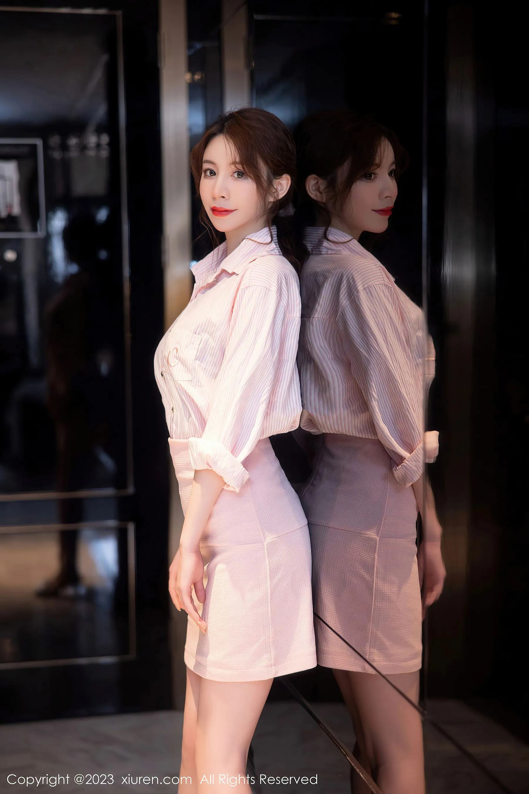 秀人网 No.6451 yoo优优 美腿高挑第19张