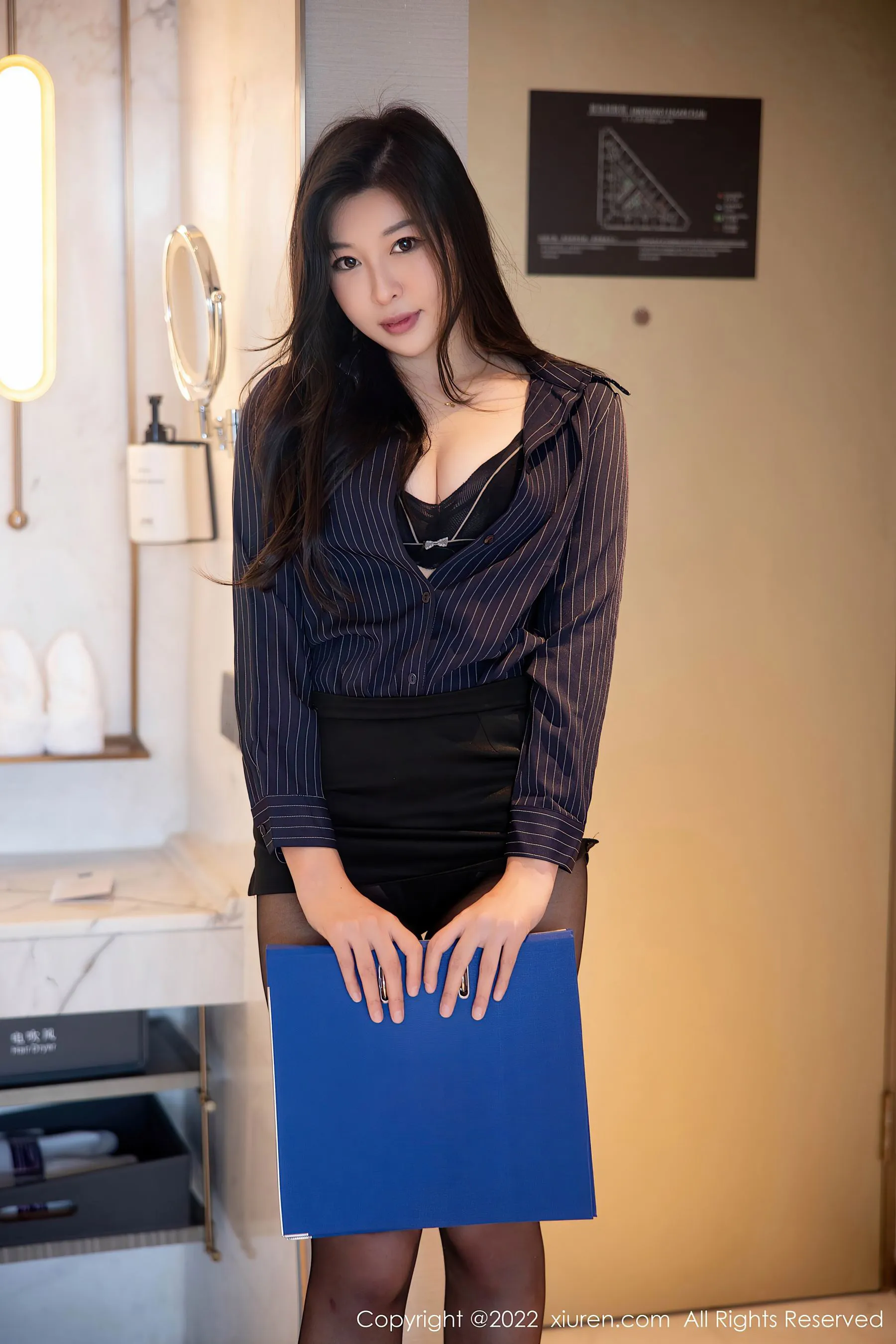 秀人网 No.5604 卡卡酱第4张