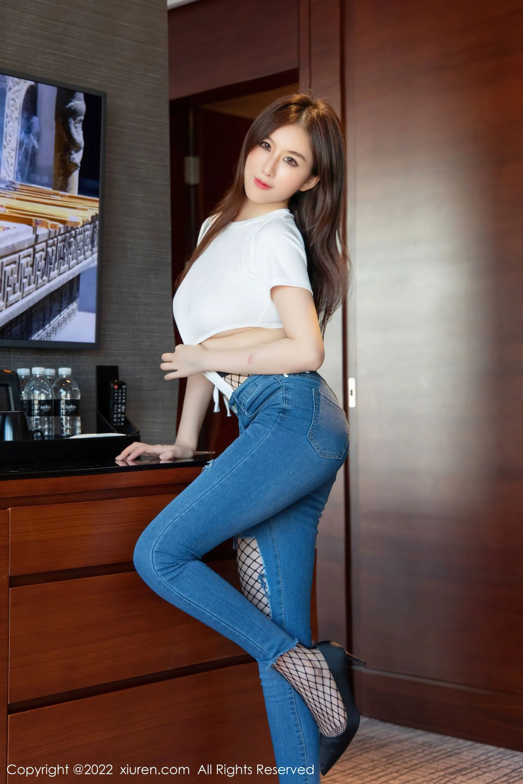 秀人 No.4481 月音瞳第1张